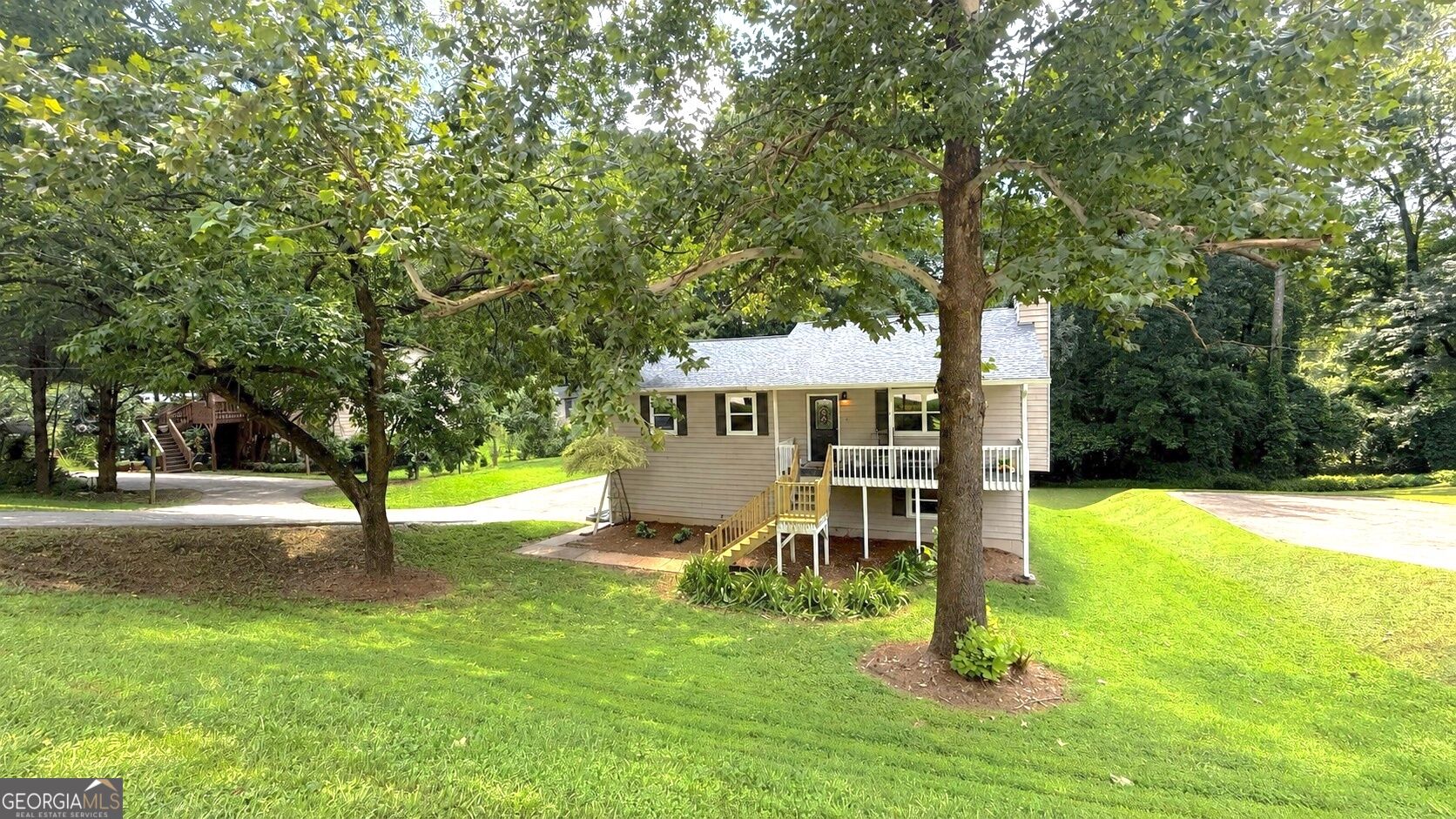 205 Shallowford Road NW Property Photo 1