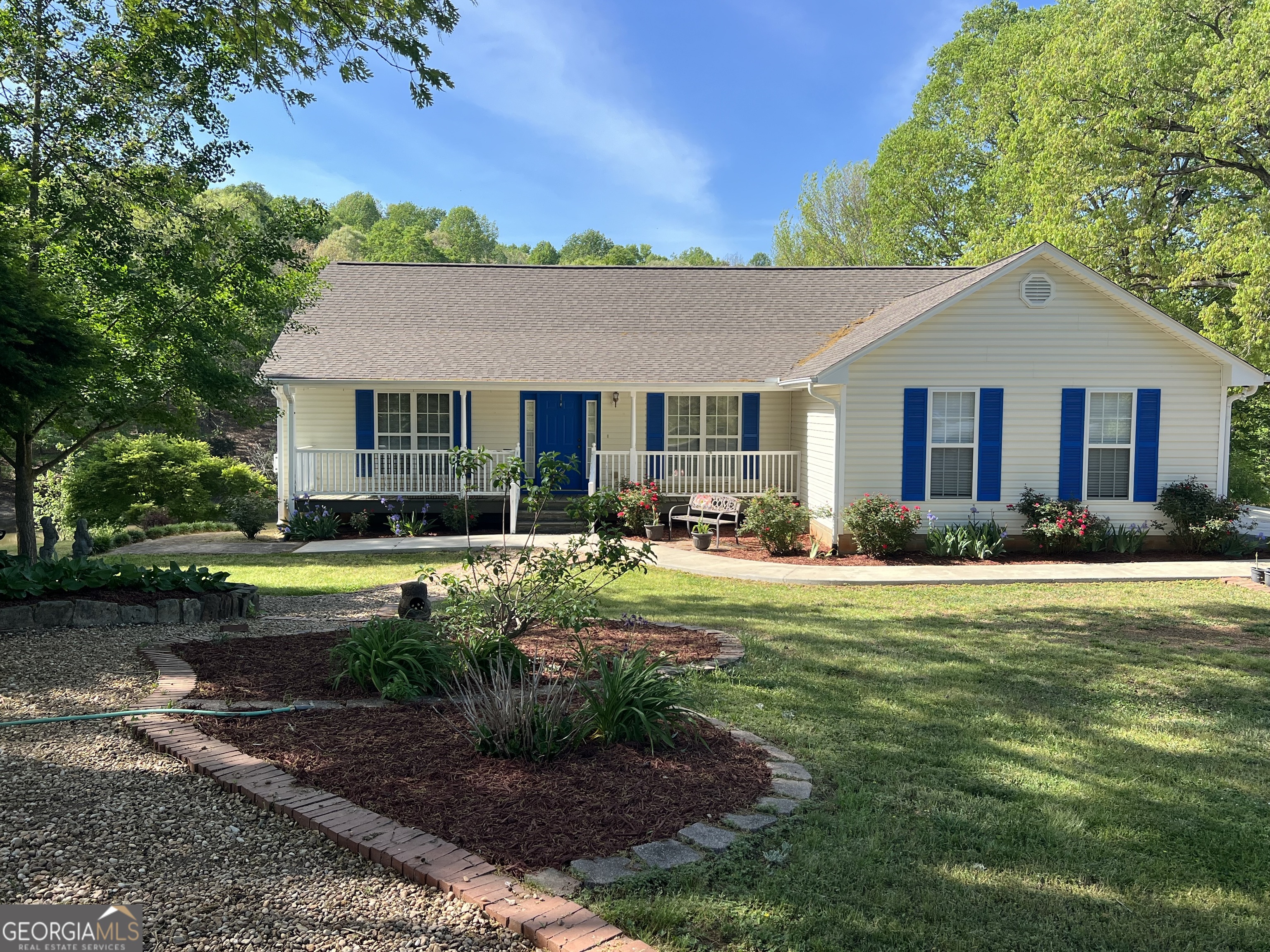 500 Hicks Road Property Photo 1