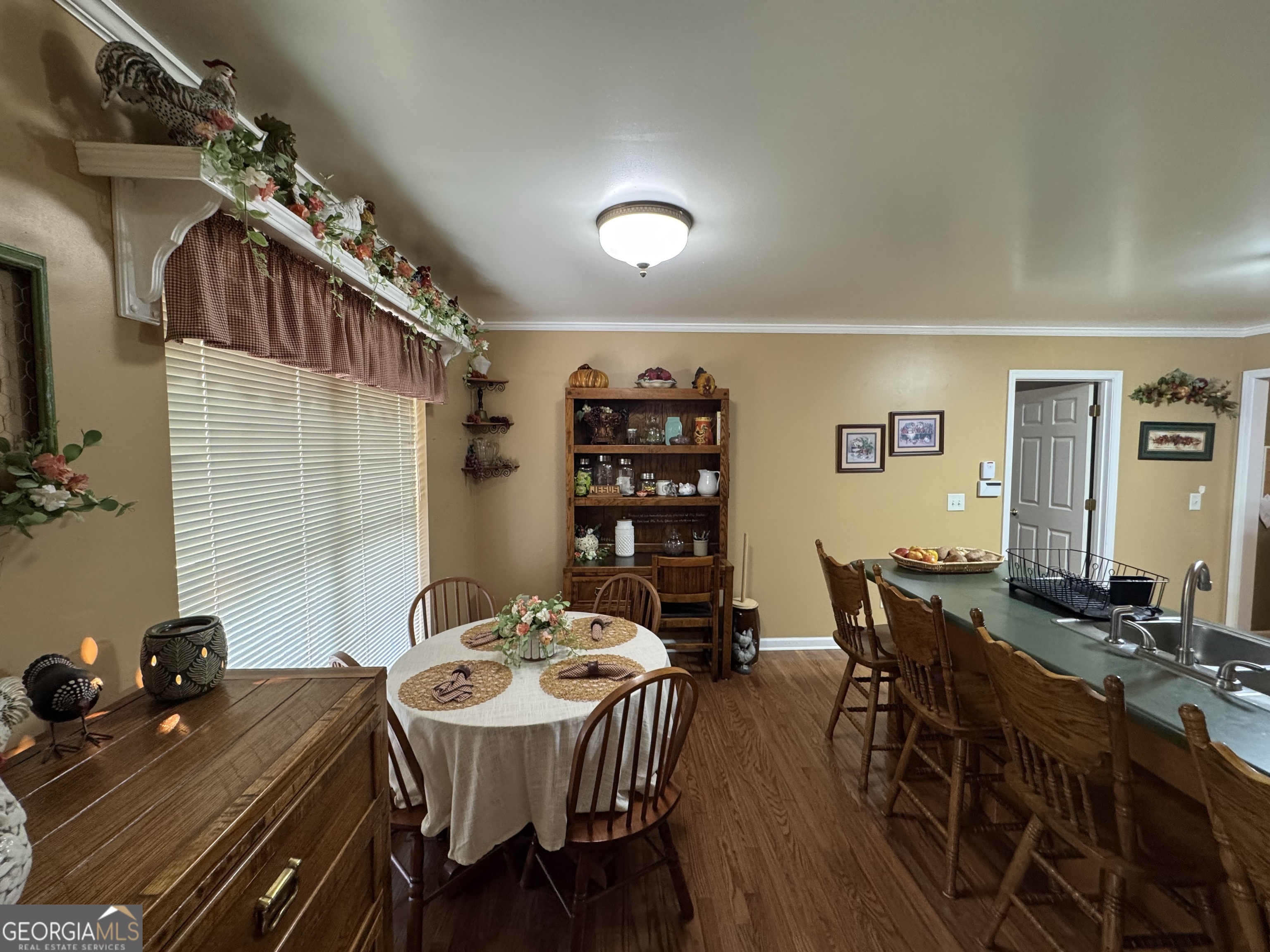 500 Hicks Road Property Photo 11