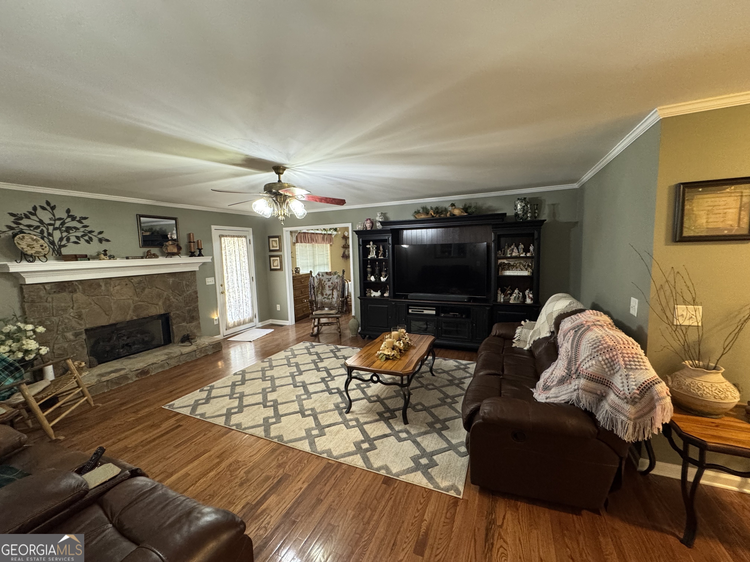 500 Hicks Road Property Photo 12