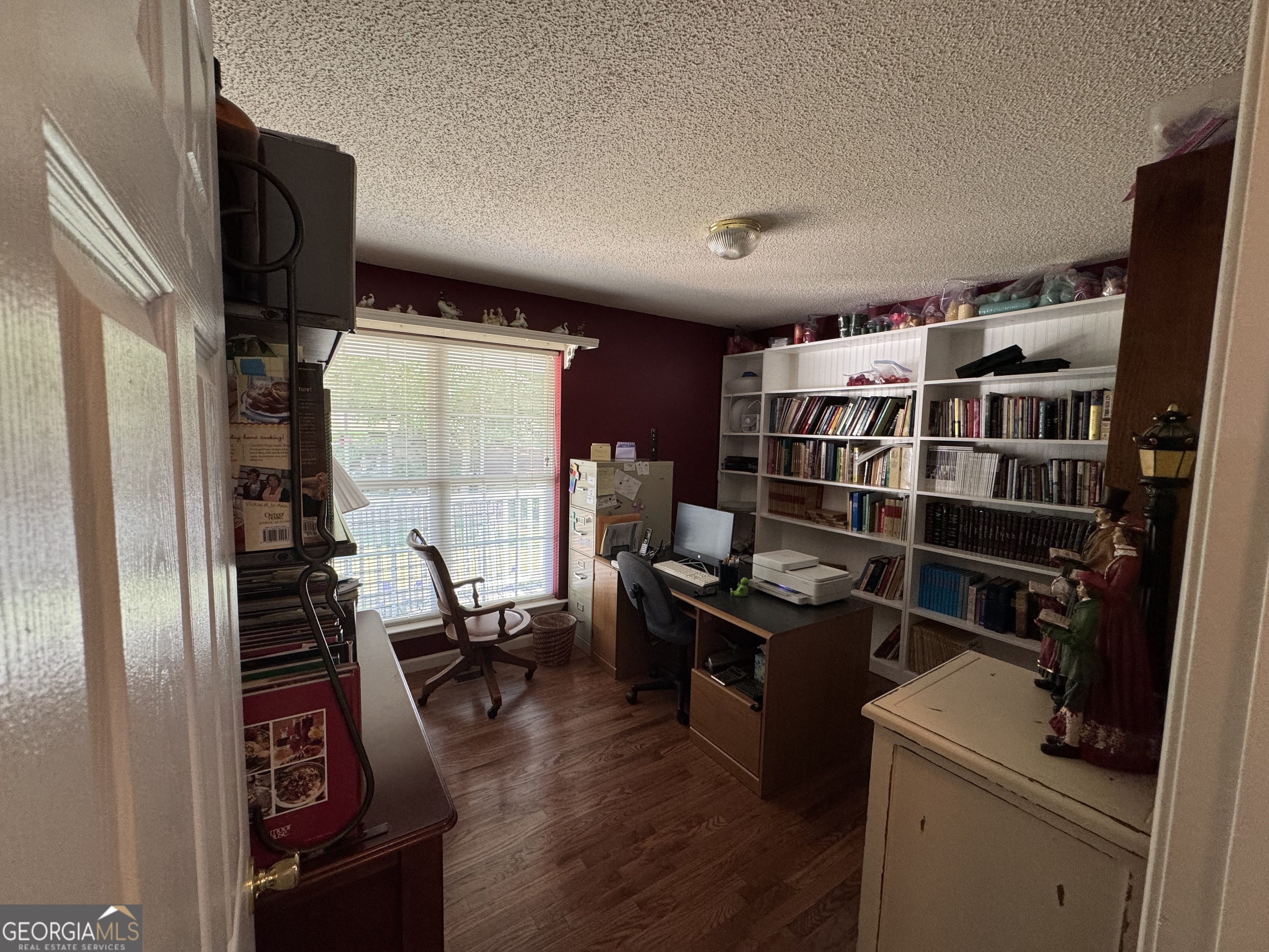 500 Hicks Road Property Photo 15