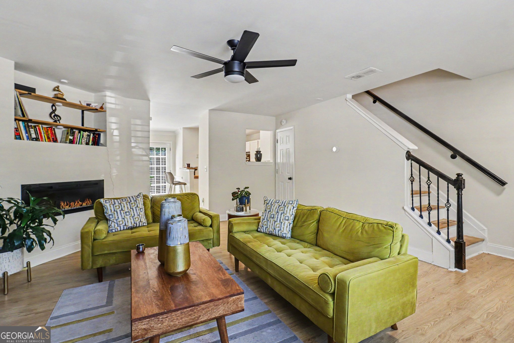 7050 Galloway Point Property Photo 4