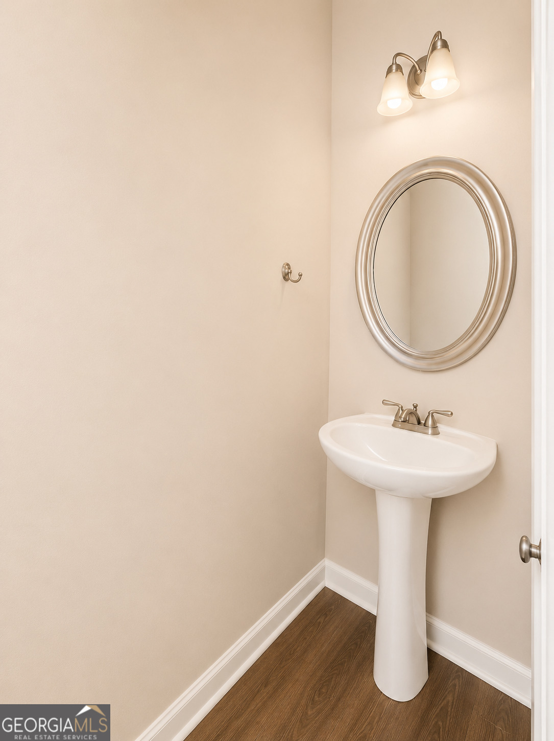 987 Soapstone Drive Property Photo 15