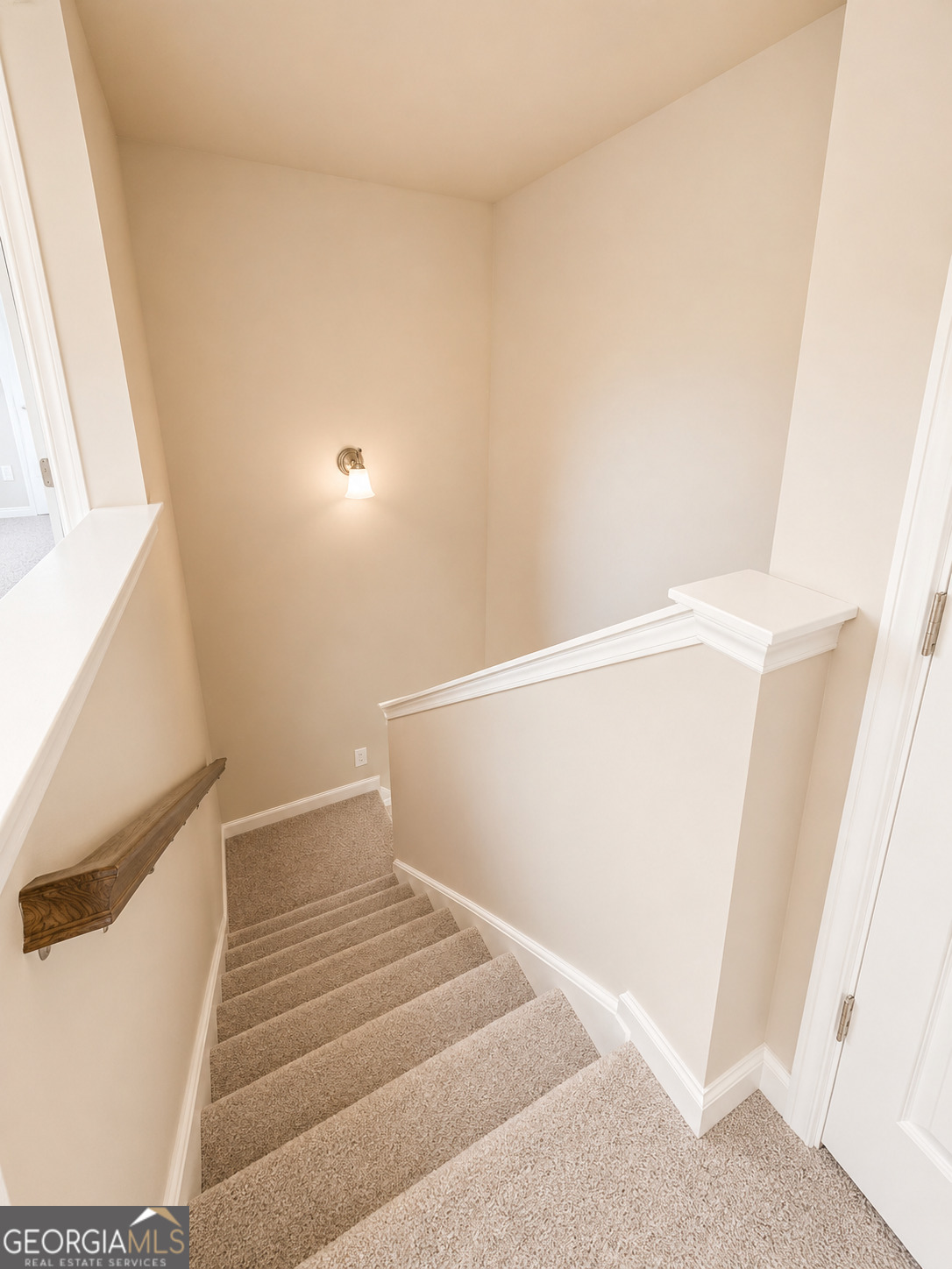 987 Soapstone Drive Property Photo 17