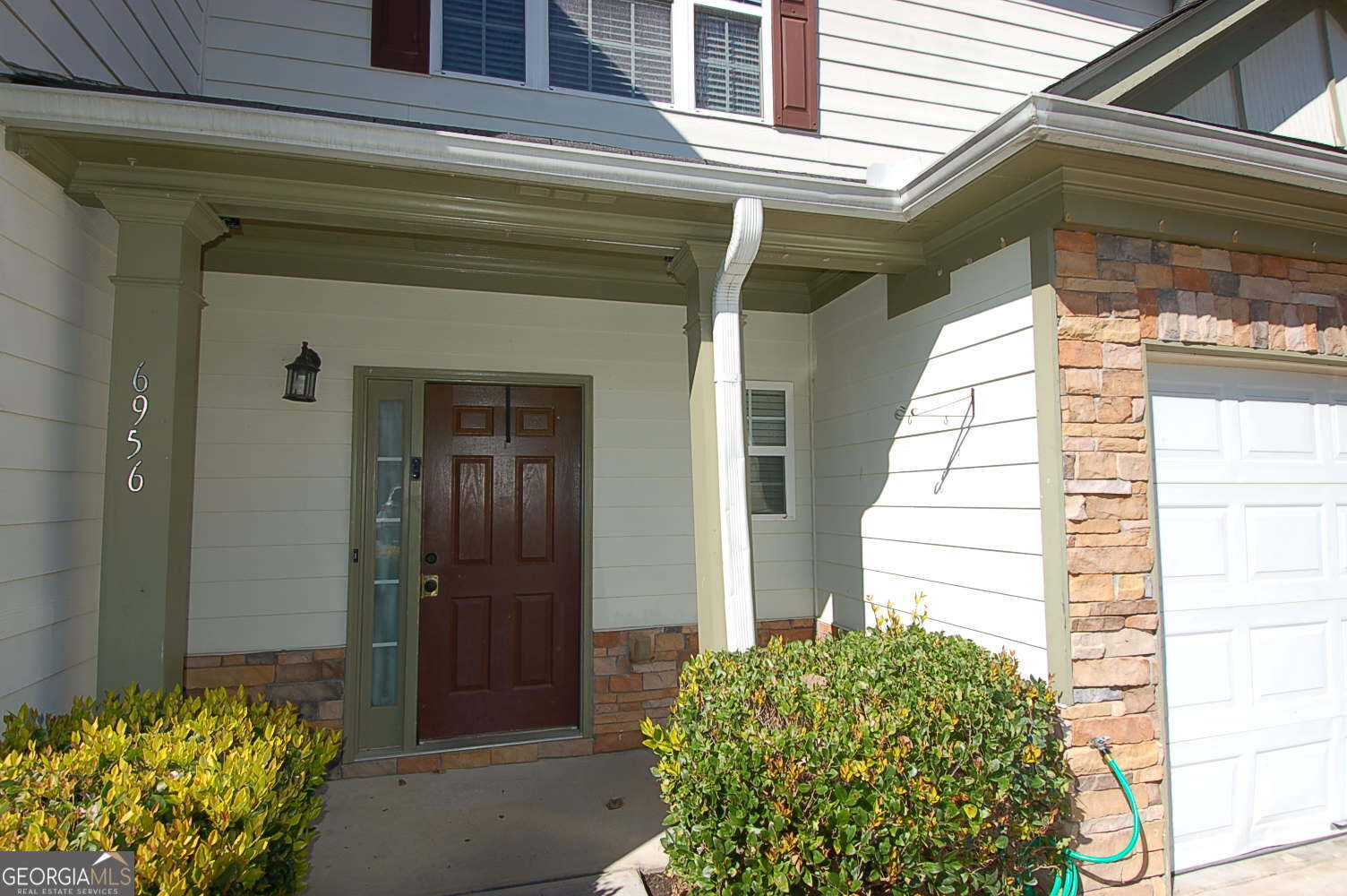 6956 Rogers Point Property Photo 2