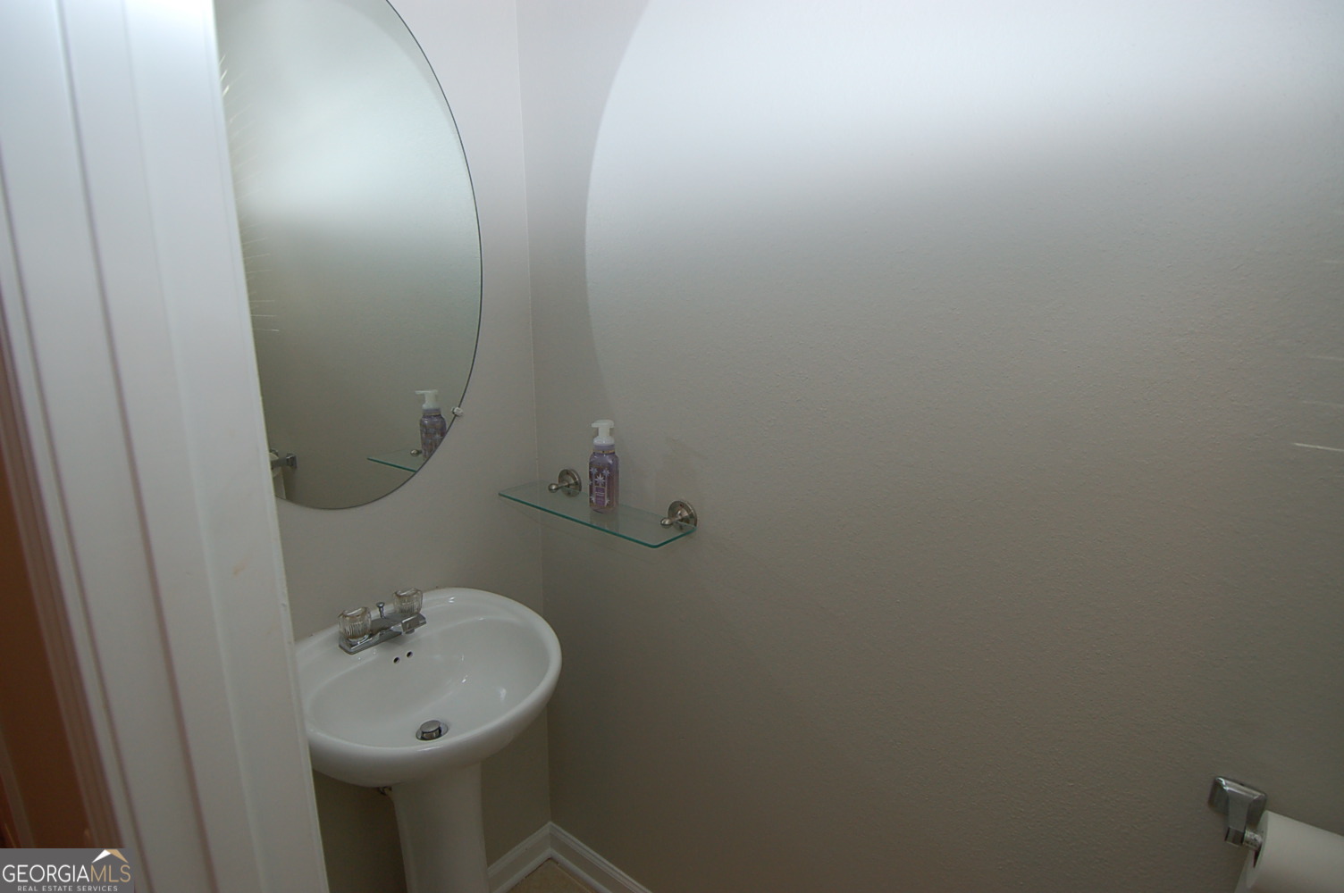 6956 Rogers Point Property Photo 4