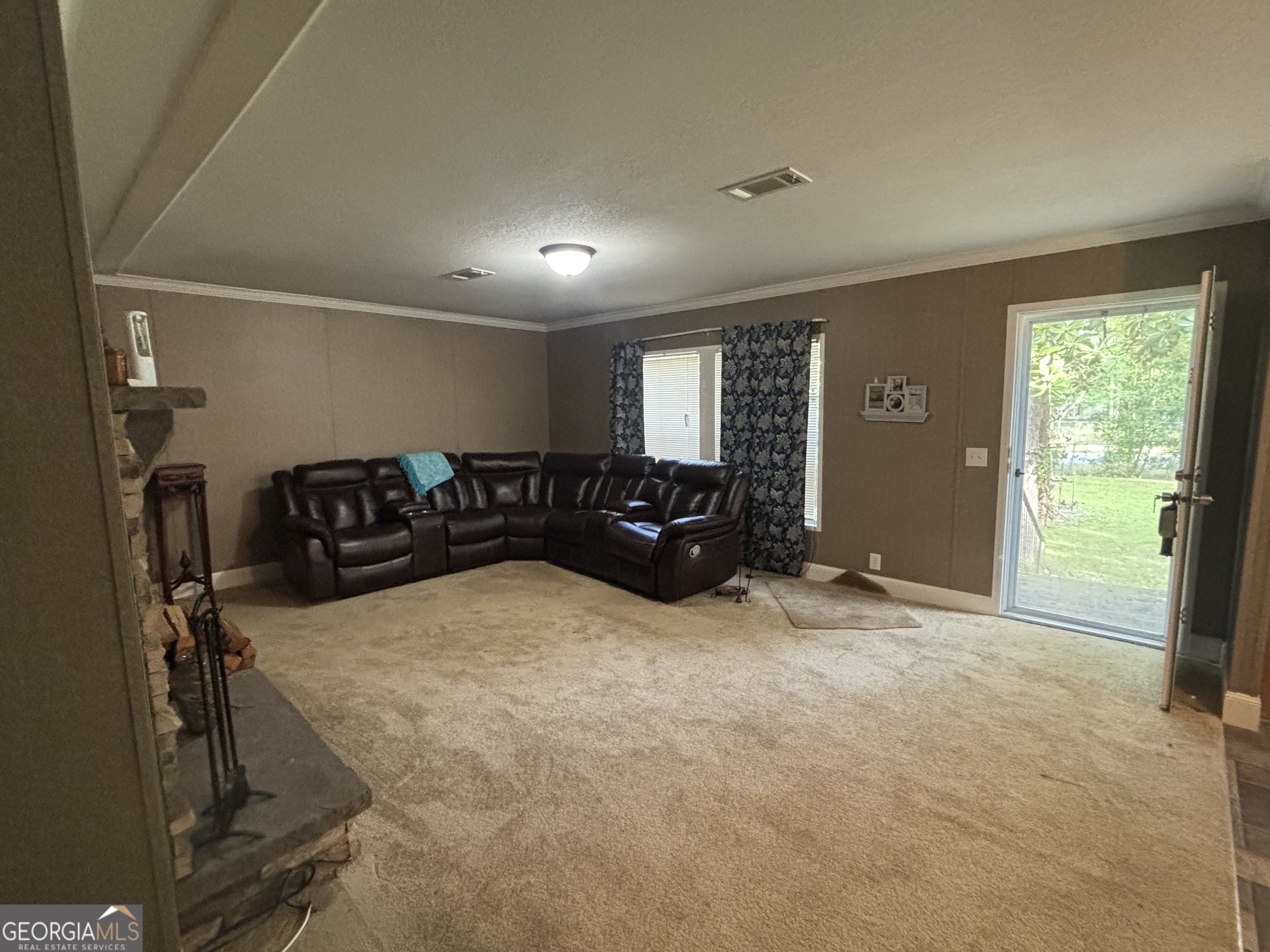 114 Ritch Drive Property Photo 3