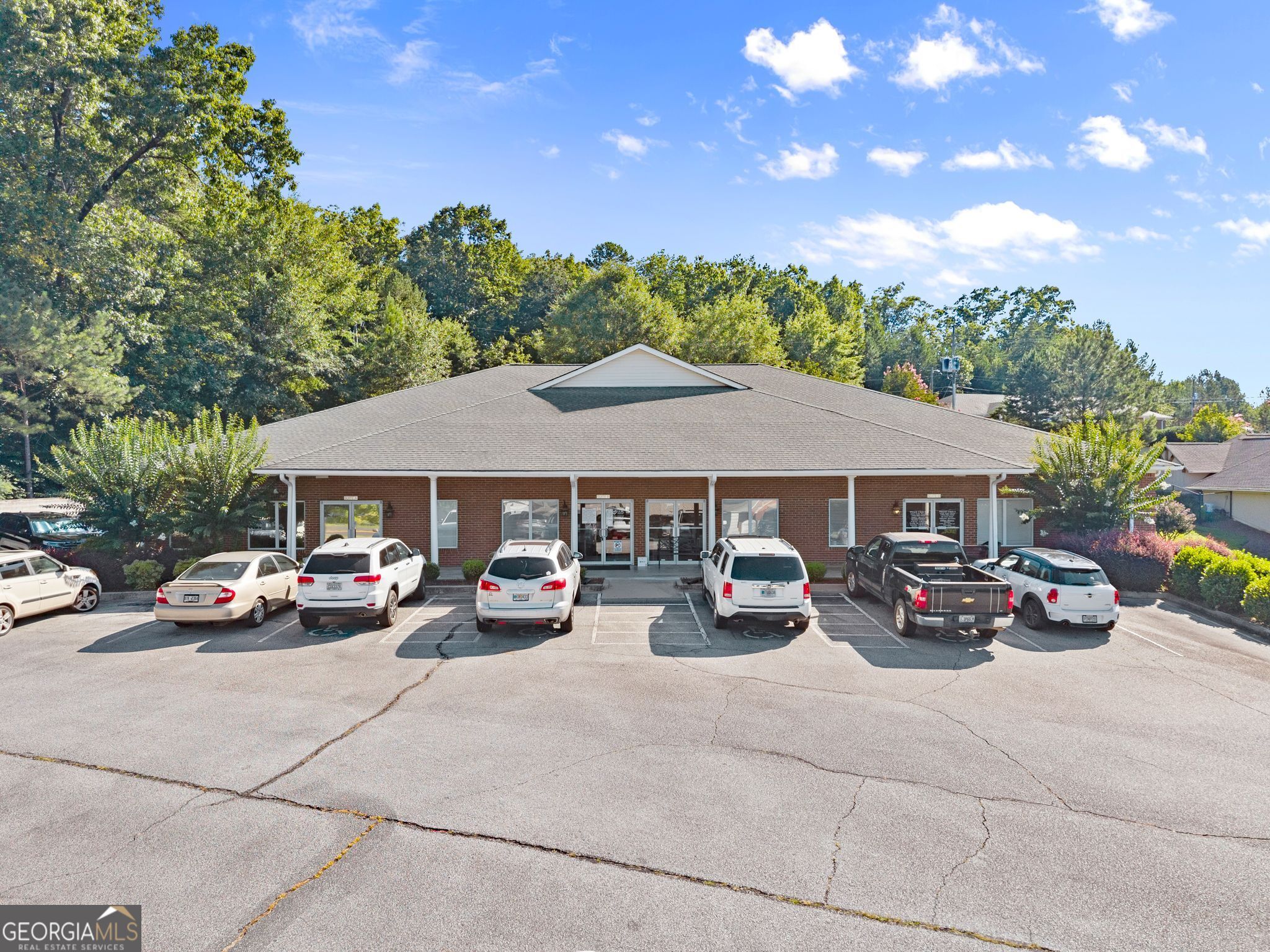 1678 Falls Road Property Photo 1