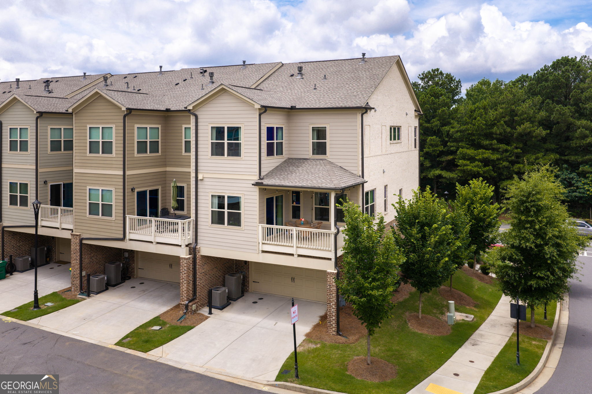 743 Brecklin Lane Property Photo 49