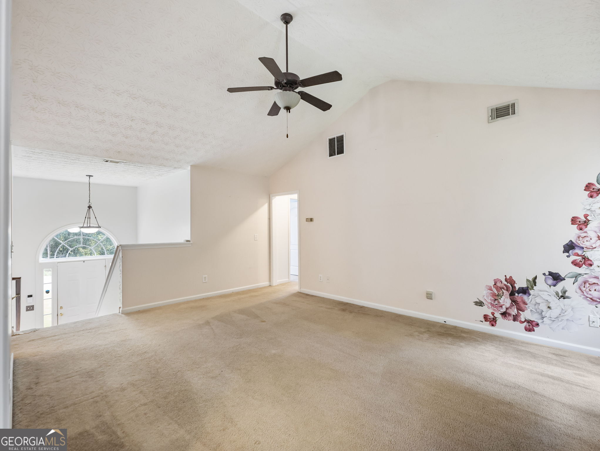 212 Cobblestone Lane Property Photo 5