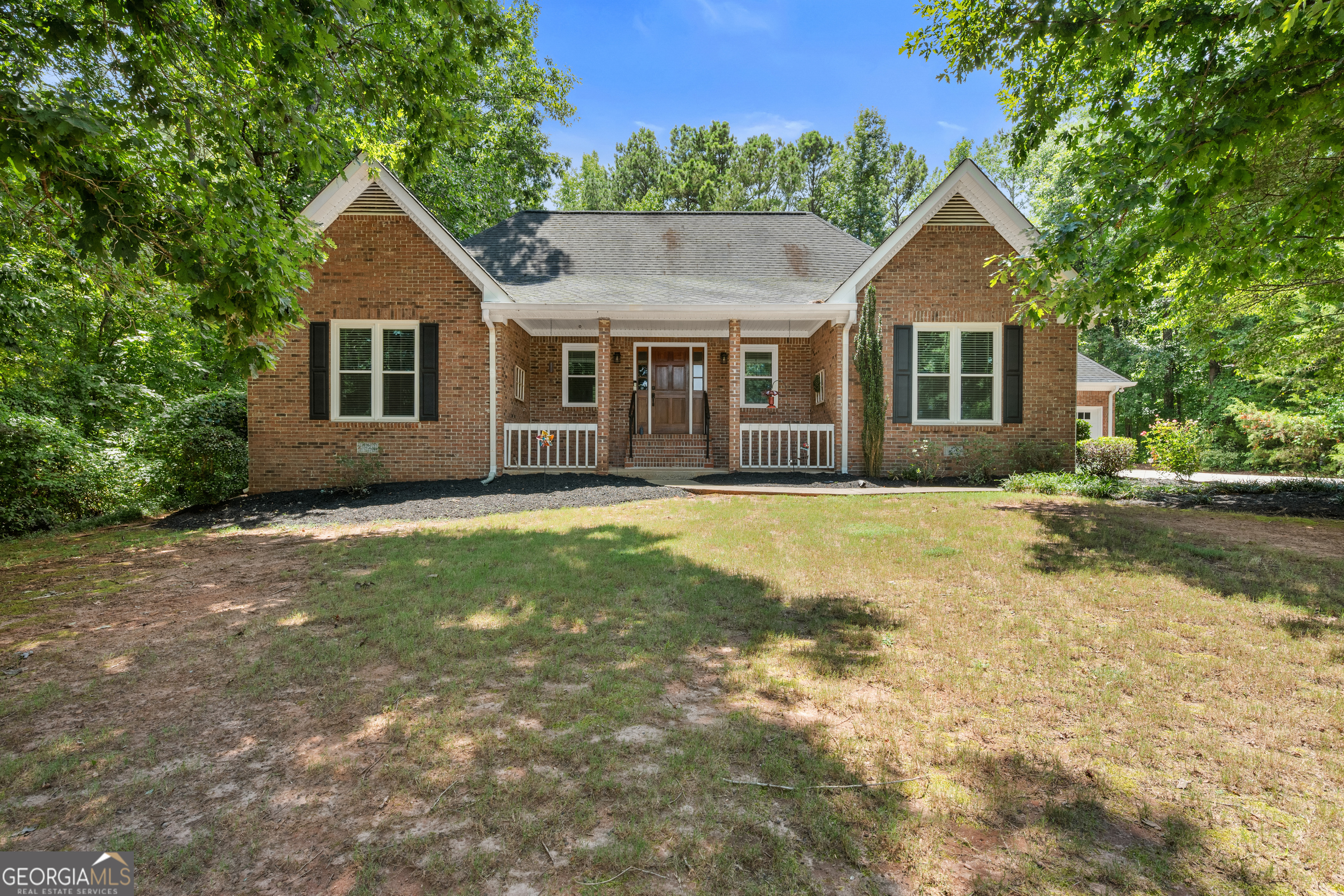 219 Darwish Drive Property Photo 2