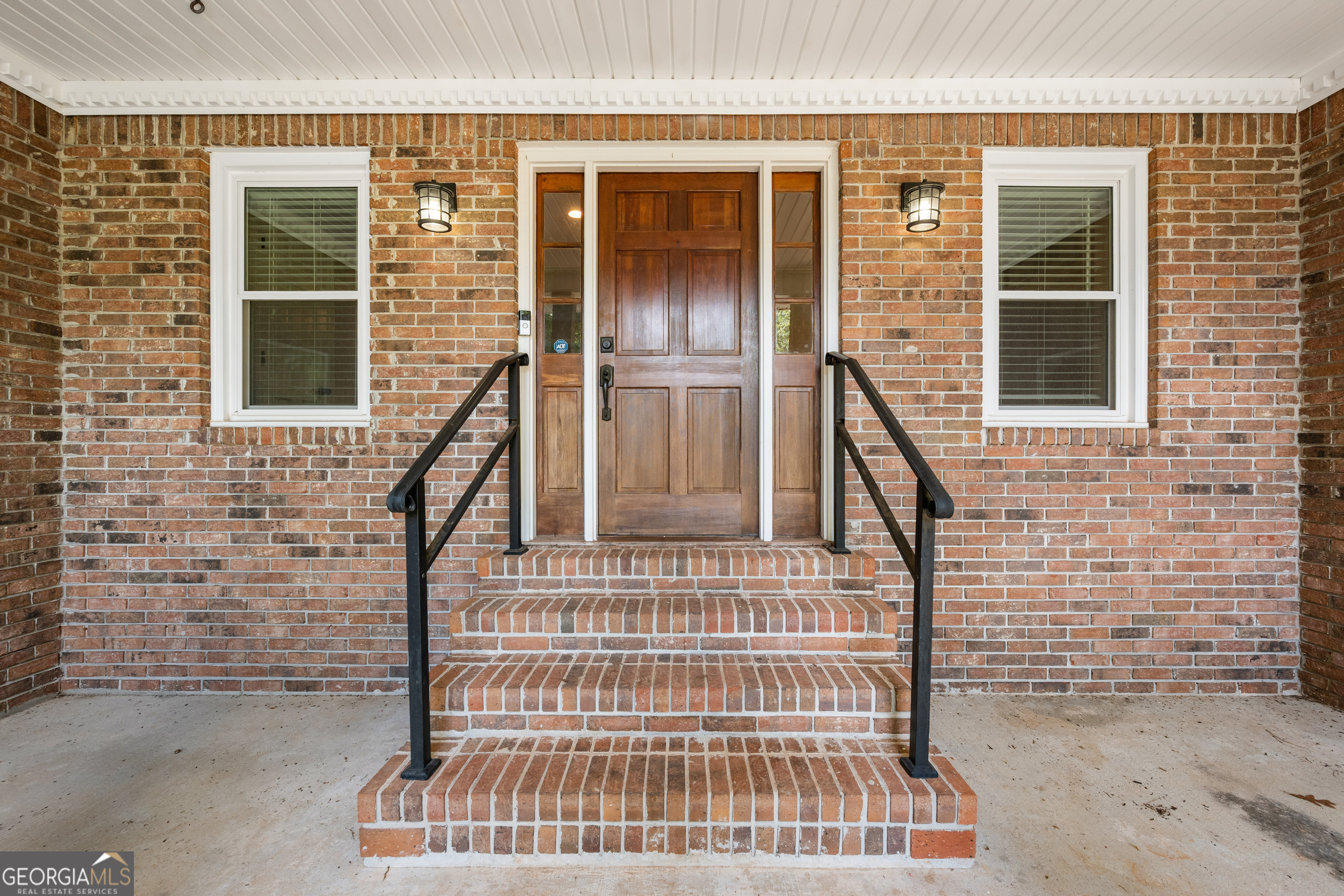 219 Darwish Drive Property Photo 10