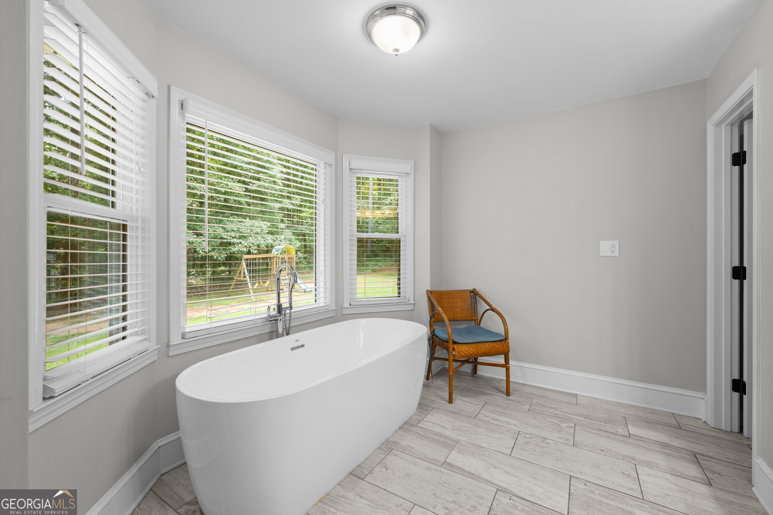 219 Darwish Drive Property Photo 37