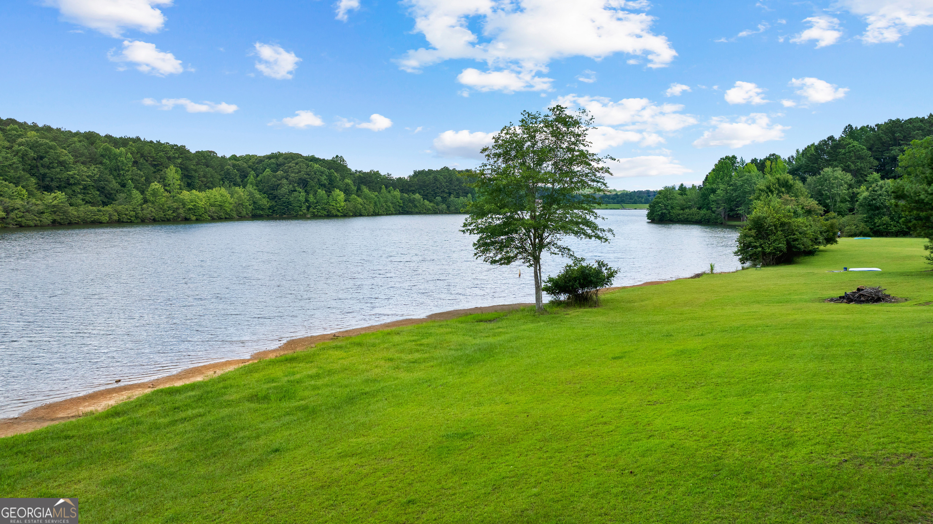 280 Waters Edge Lane Property Photo 2