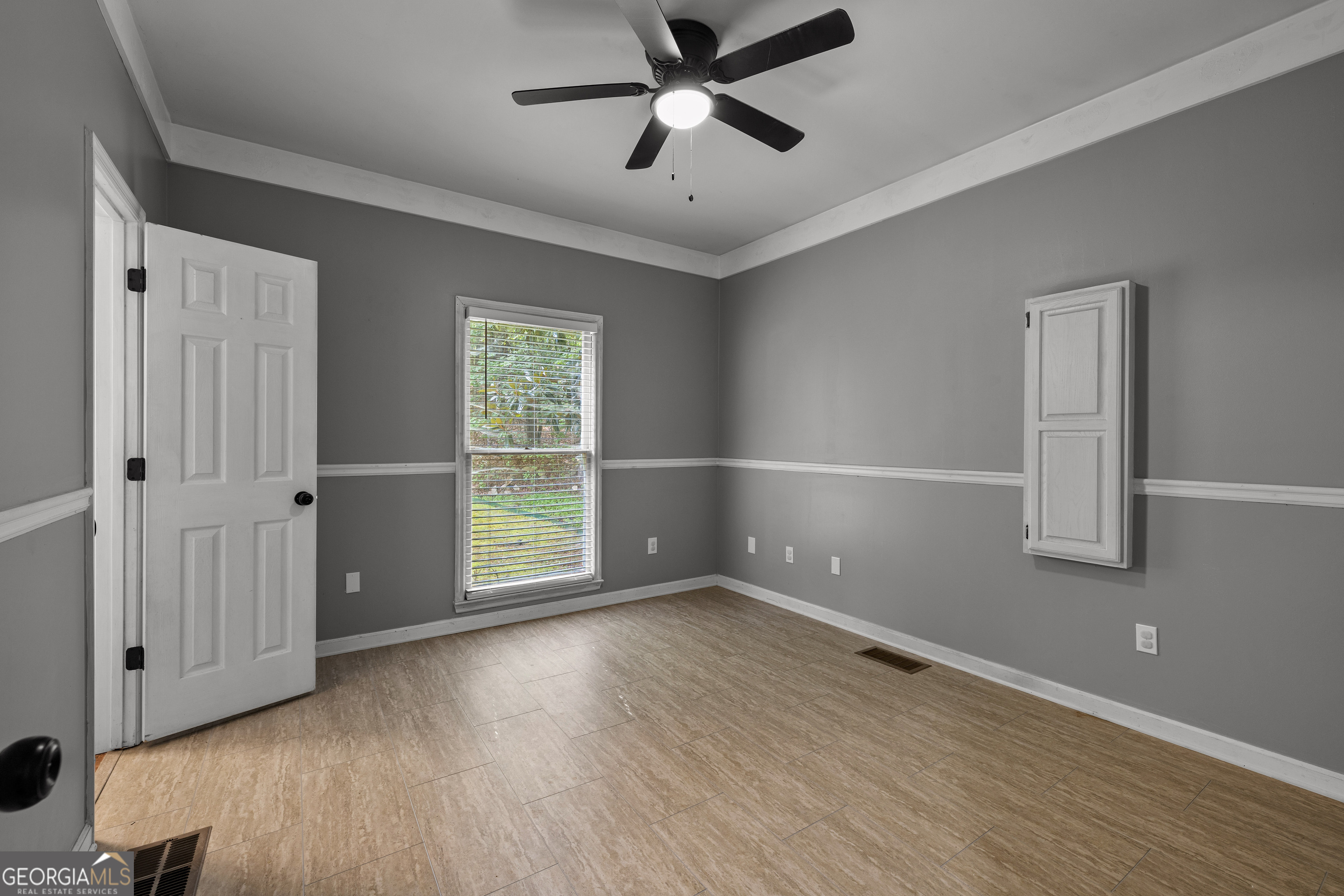 280 Waters Edge Lane Property Photo 16
