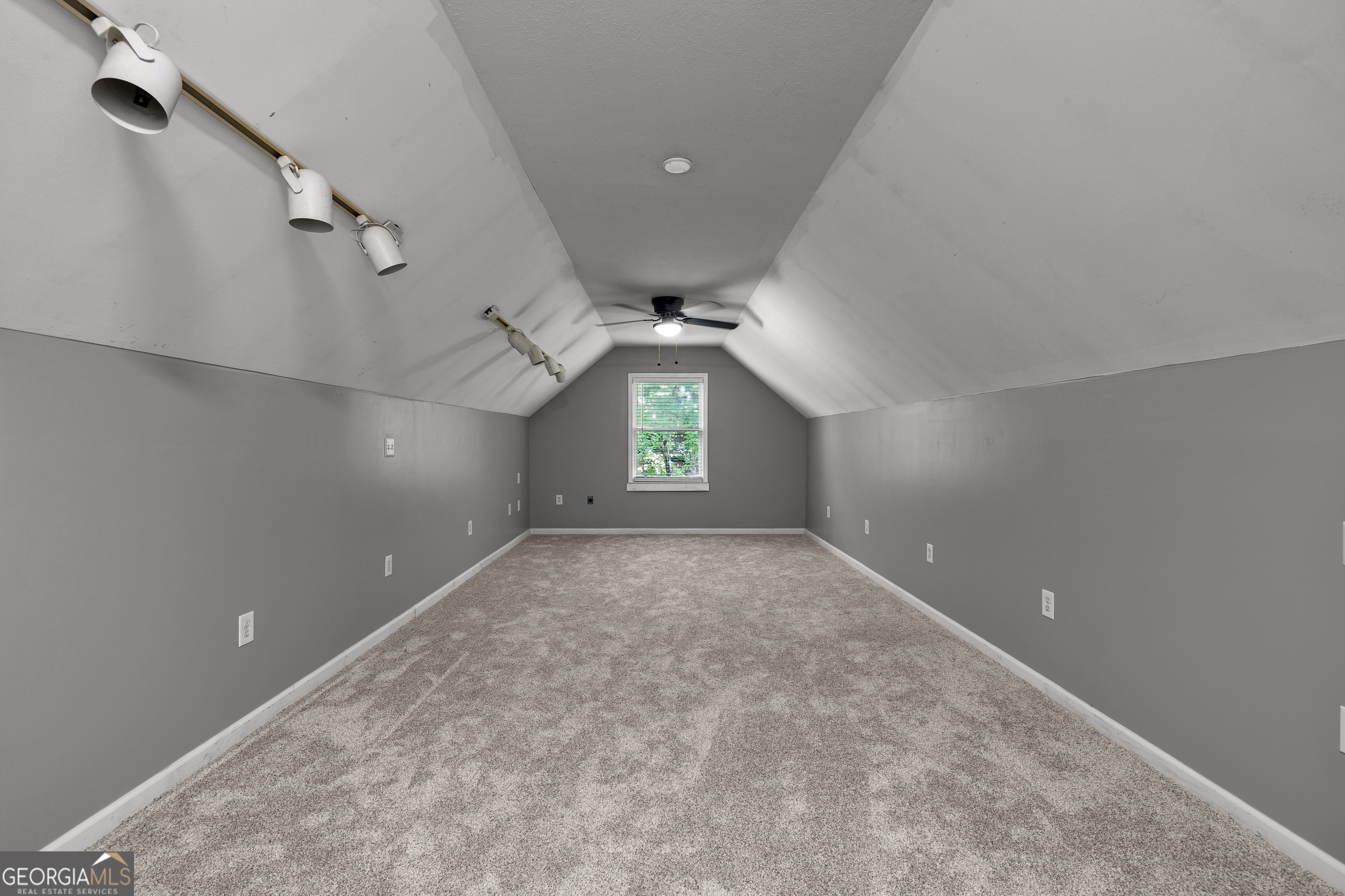 280 Waters Edge Lane Property Photo 19