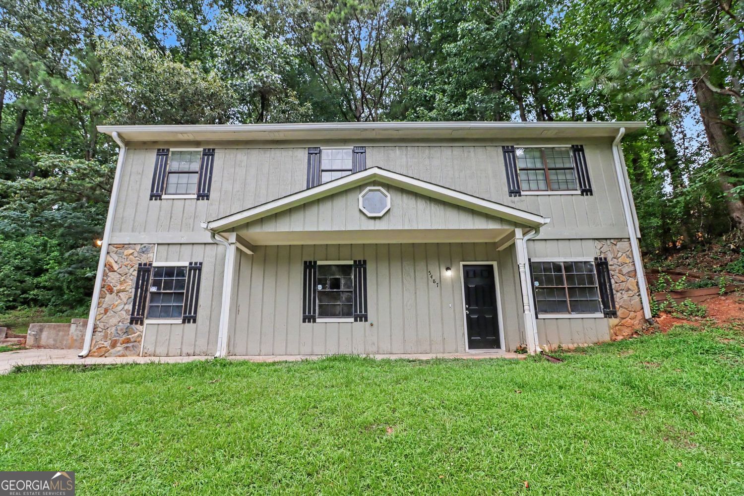 5487 Hall Circle Property Photo 1