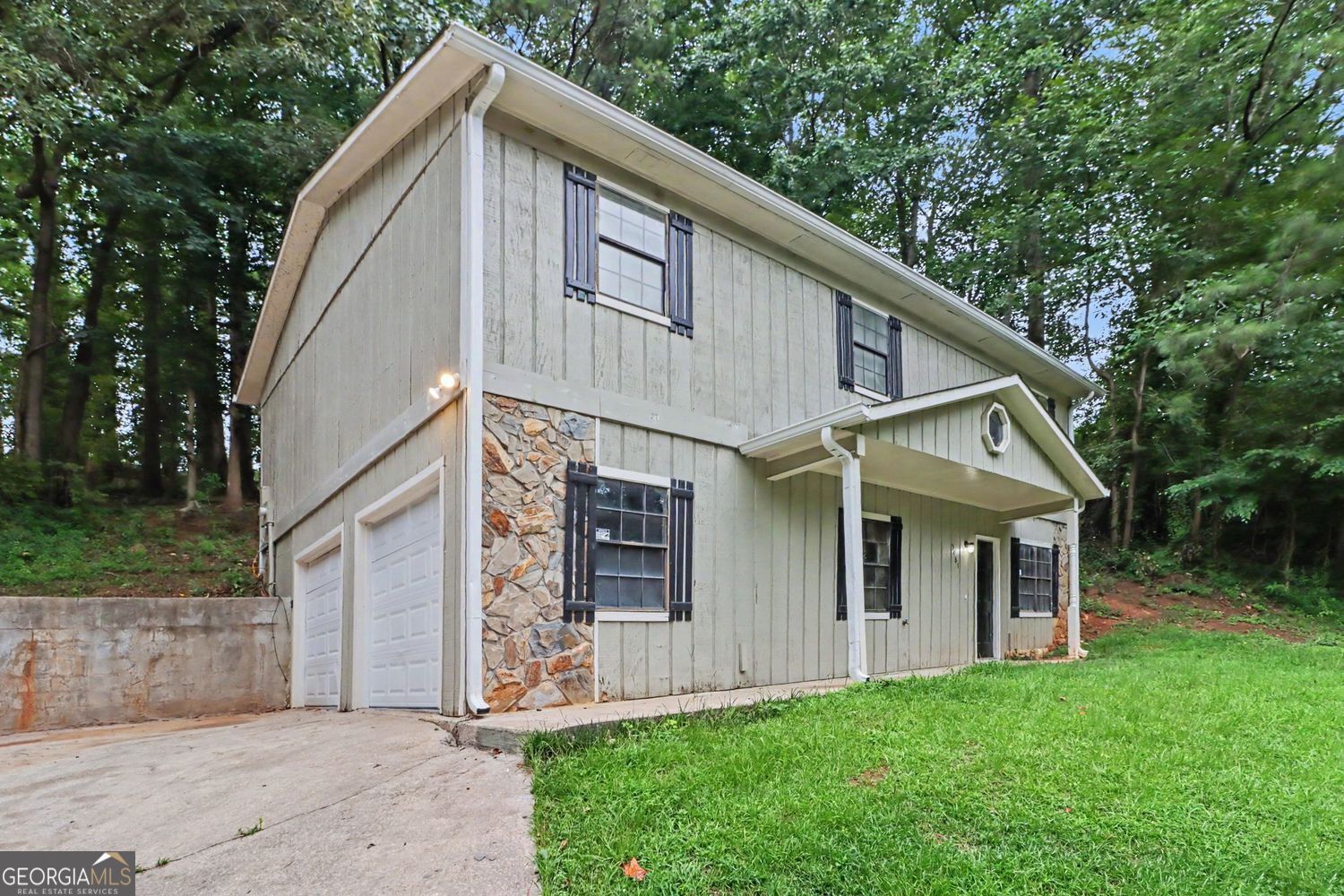5487 Hall Circle Property Photo 2