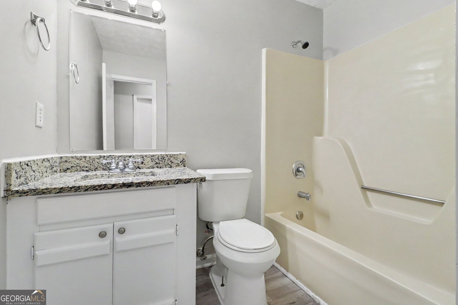 5487 Hall Circle Property Photo 17