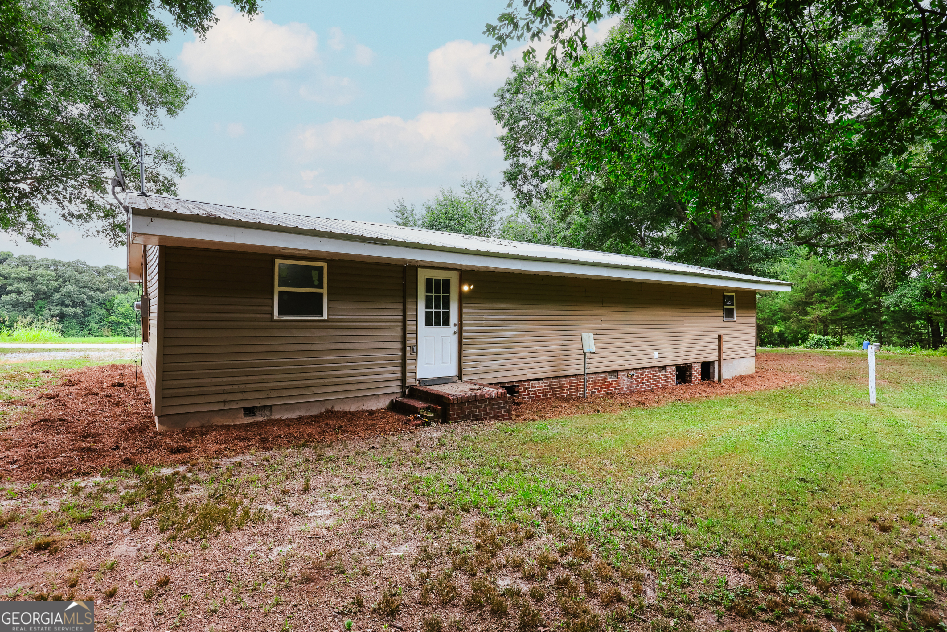 1985 Fork Creek Road Property Photo 4