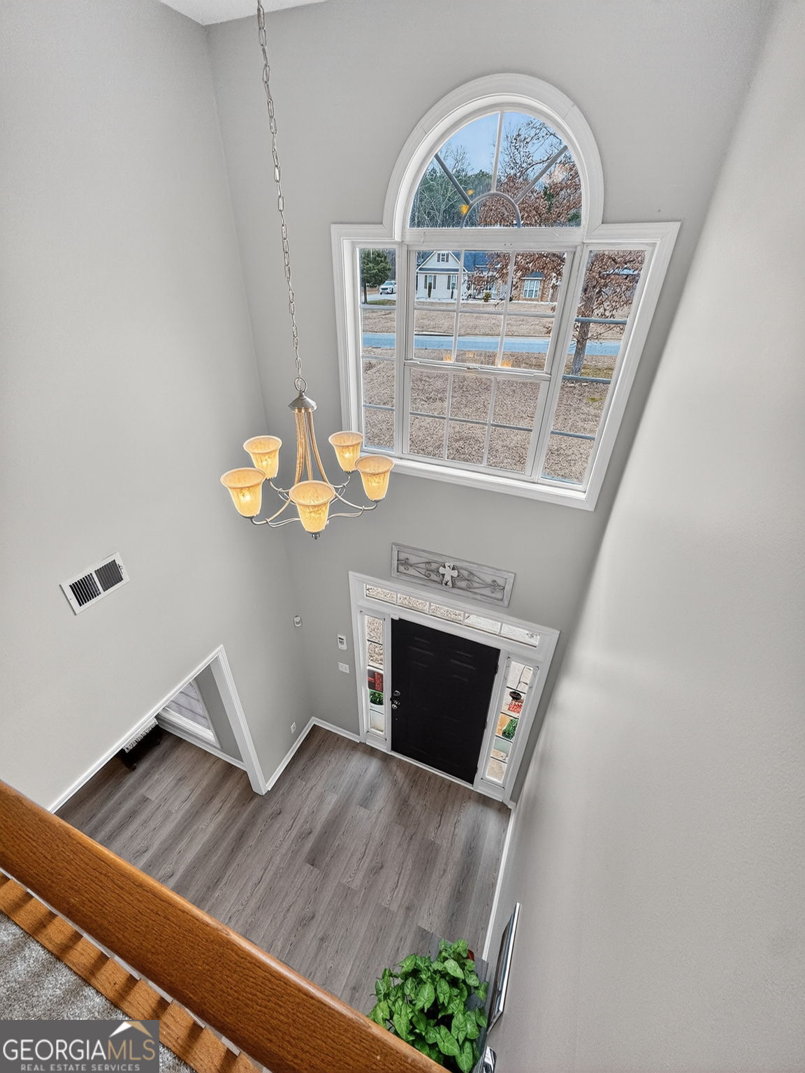 230 Gaelic Way Property Photo 3
