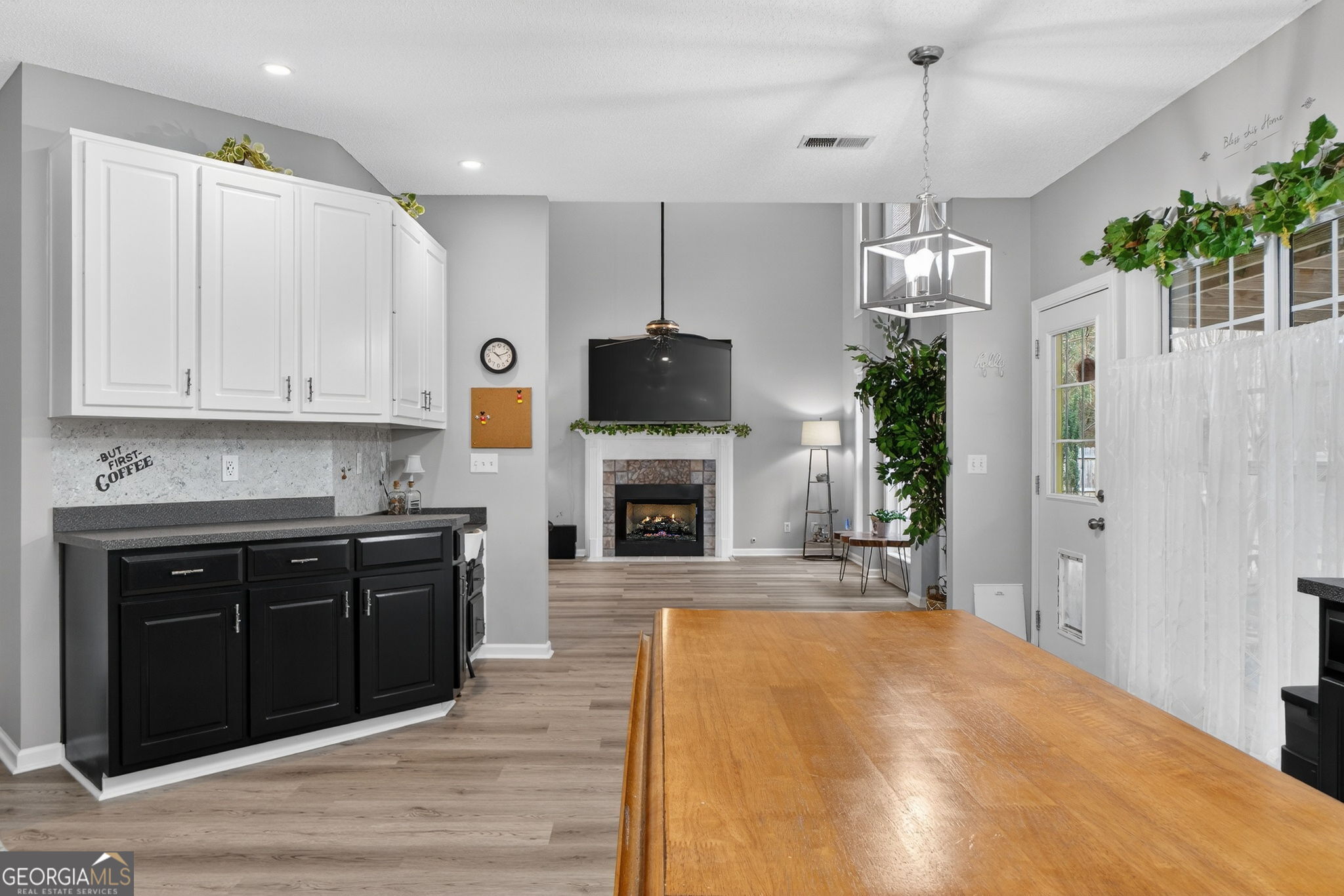 230 Gaelic Way Property Photo 14