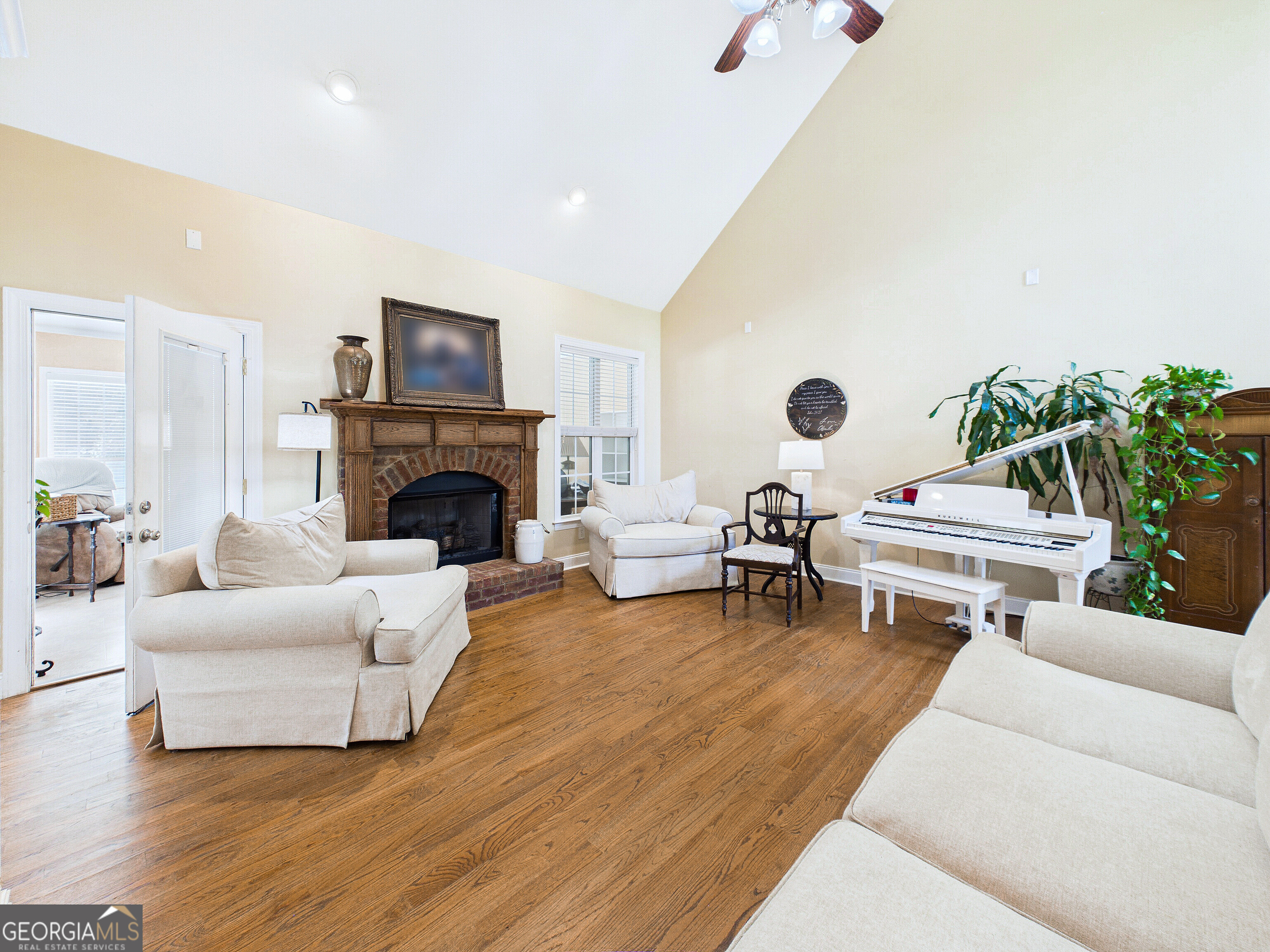 106 Walden Crossing Property Photo 23