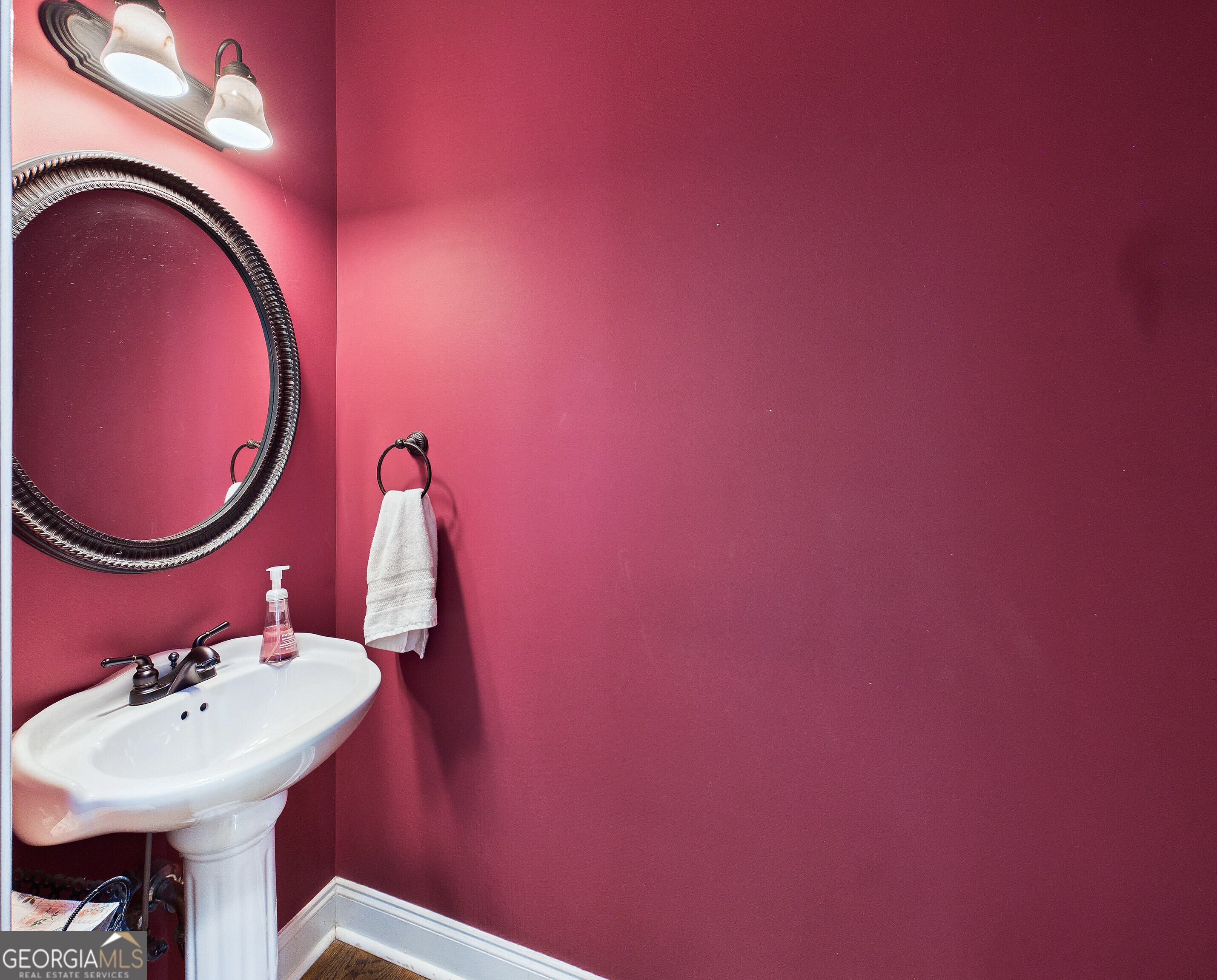106 Walden Crossing Property Photo 25