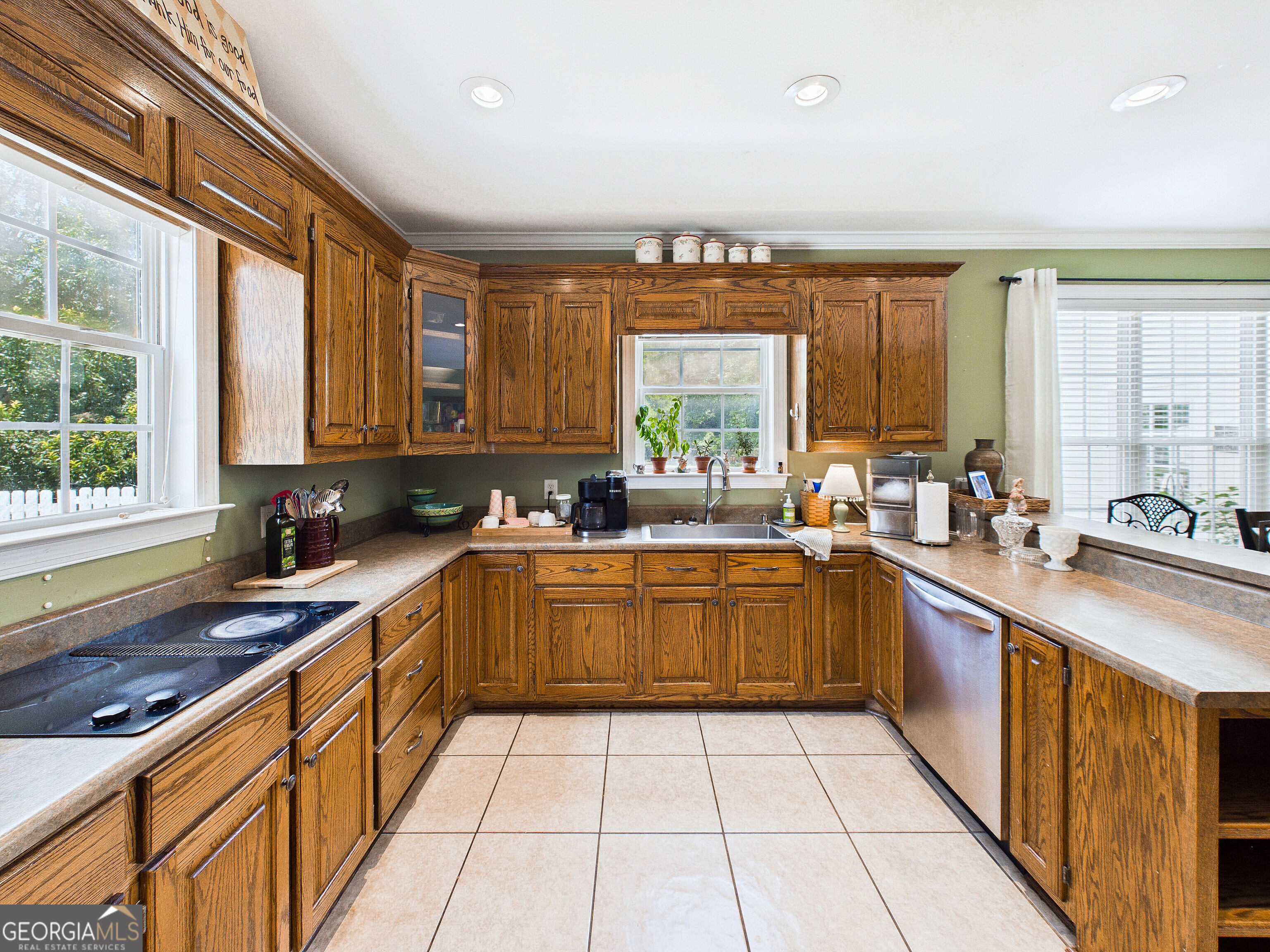 106 Walden Crossing Property Photo 35