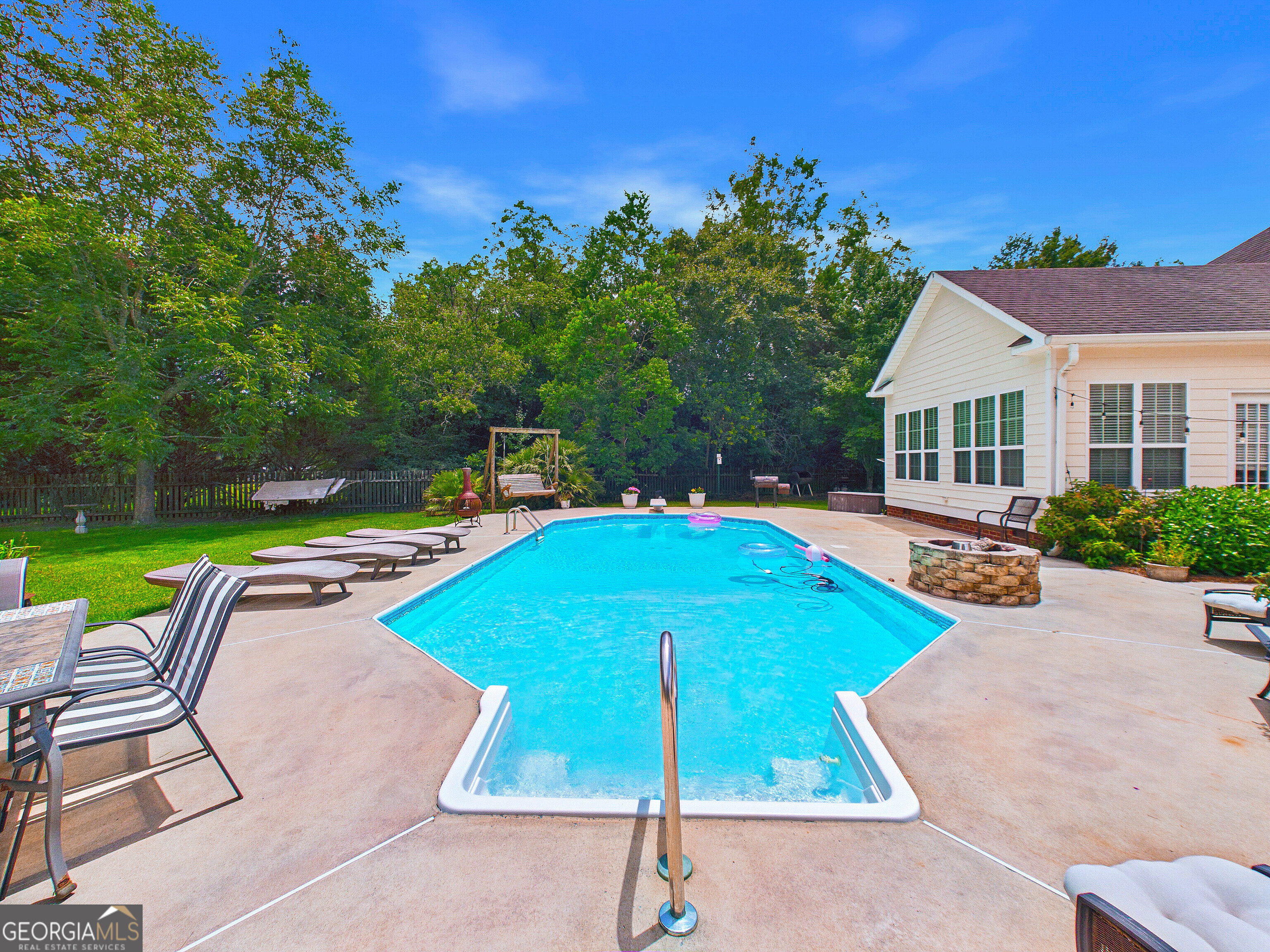 106 Walden Crossing Property Photo 61