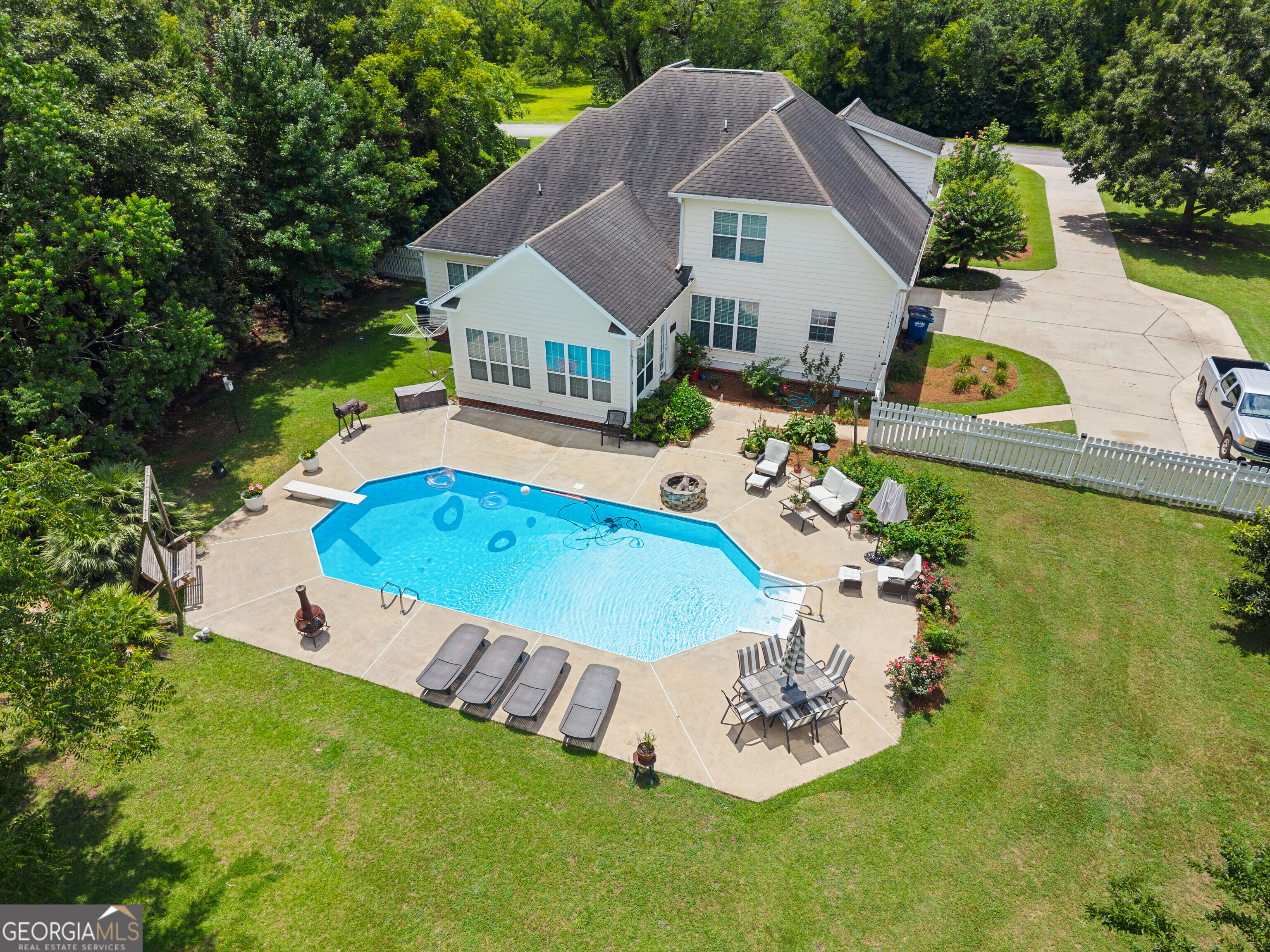 106 Walden Crossing Property Photo 78
