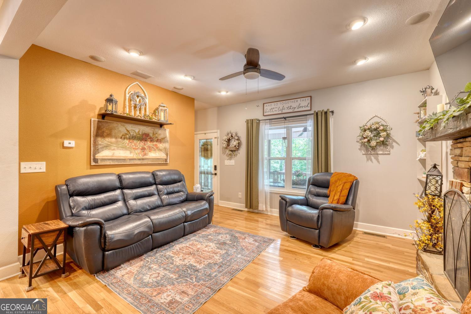 152 Lonesome Pine Trail Property Photo 6