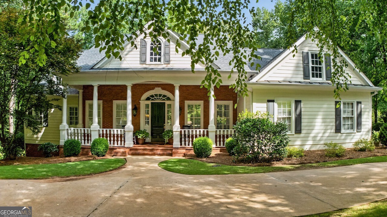 209 River Oaks Drive Property Photo 3