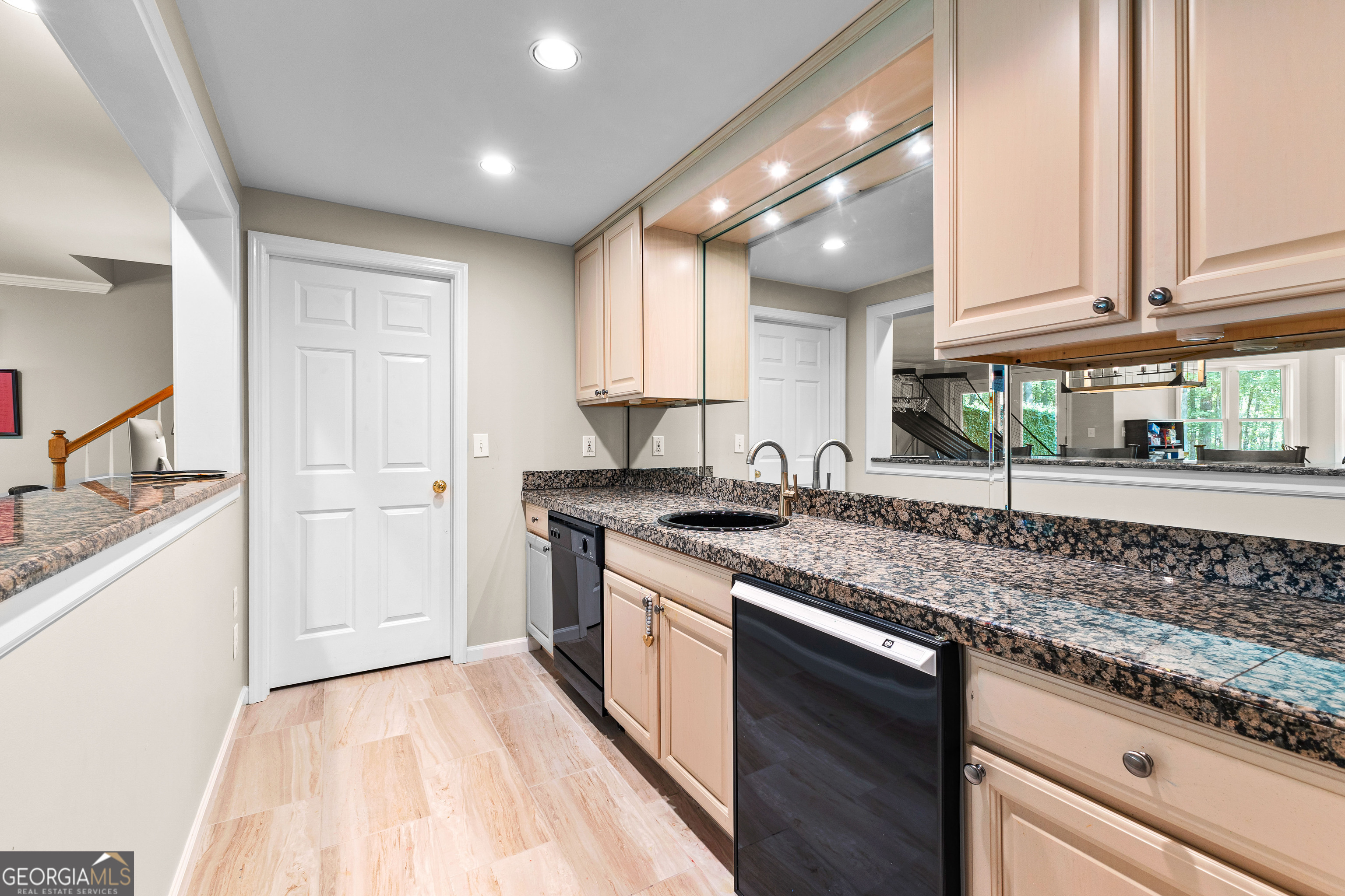 209 River Oaks Drive Property Photo 55