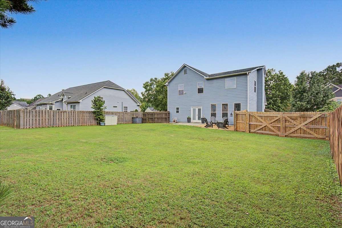 17 Redwood Drive Property Photo 2