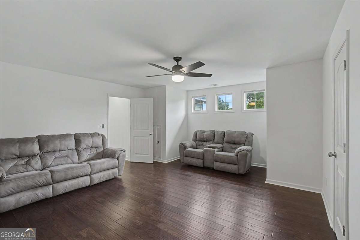 17 Redwood Drive Property Photo 22