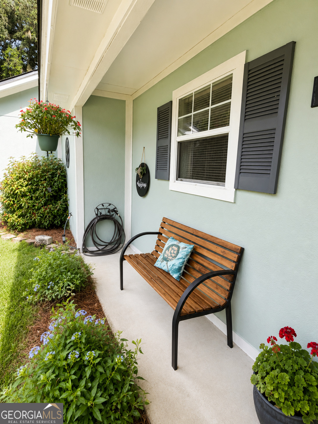 102 Summer Drive Property Photo 4