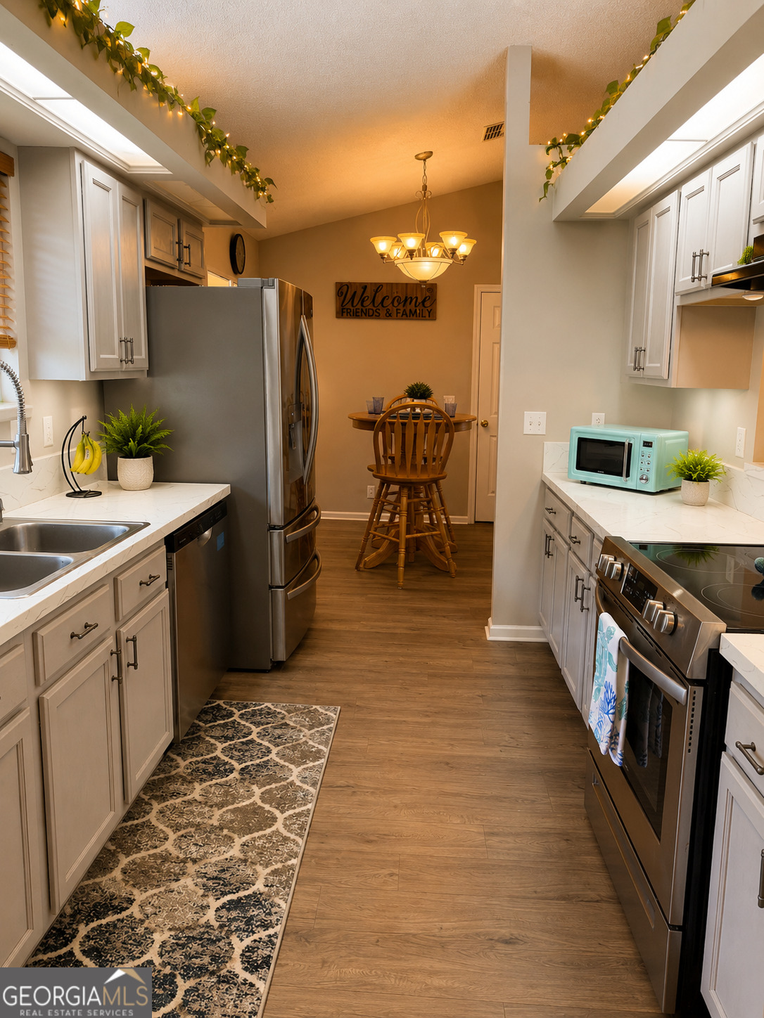 102 Summer Drive Property Photo 10