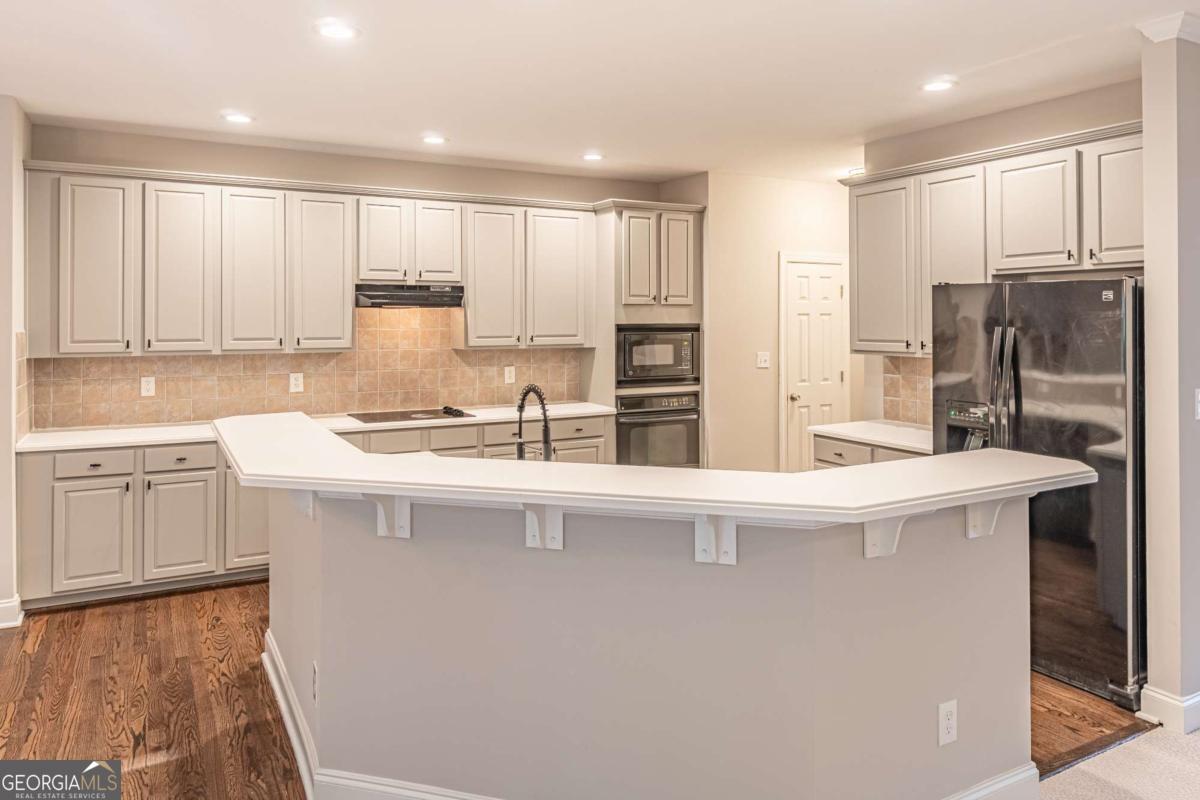 3763 Terrace Hedge Court Property Photo 11
