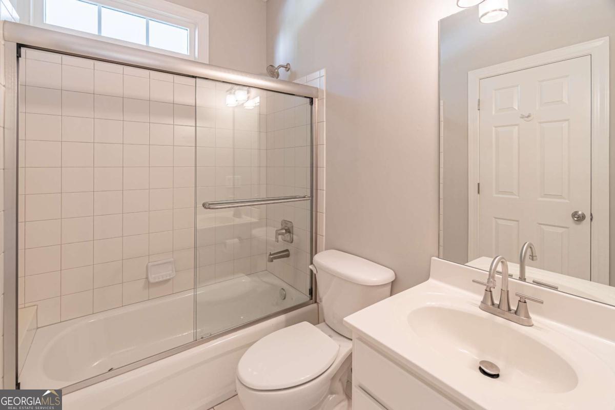 3763 Terrace Hedge Court Property Photo 14