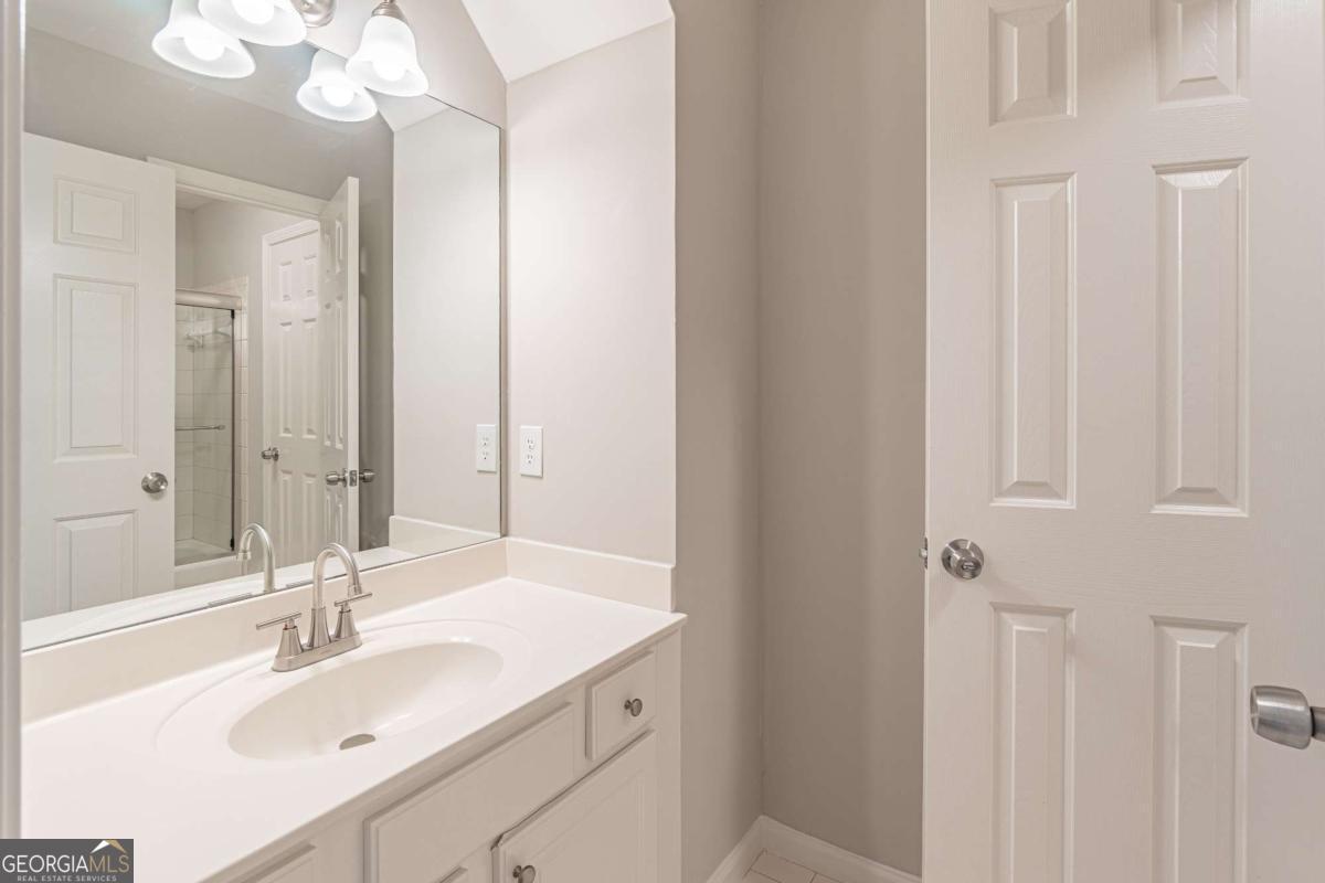 3763 Terrace Hedge Court Property Photo 21