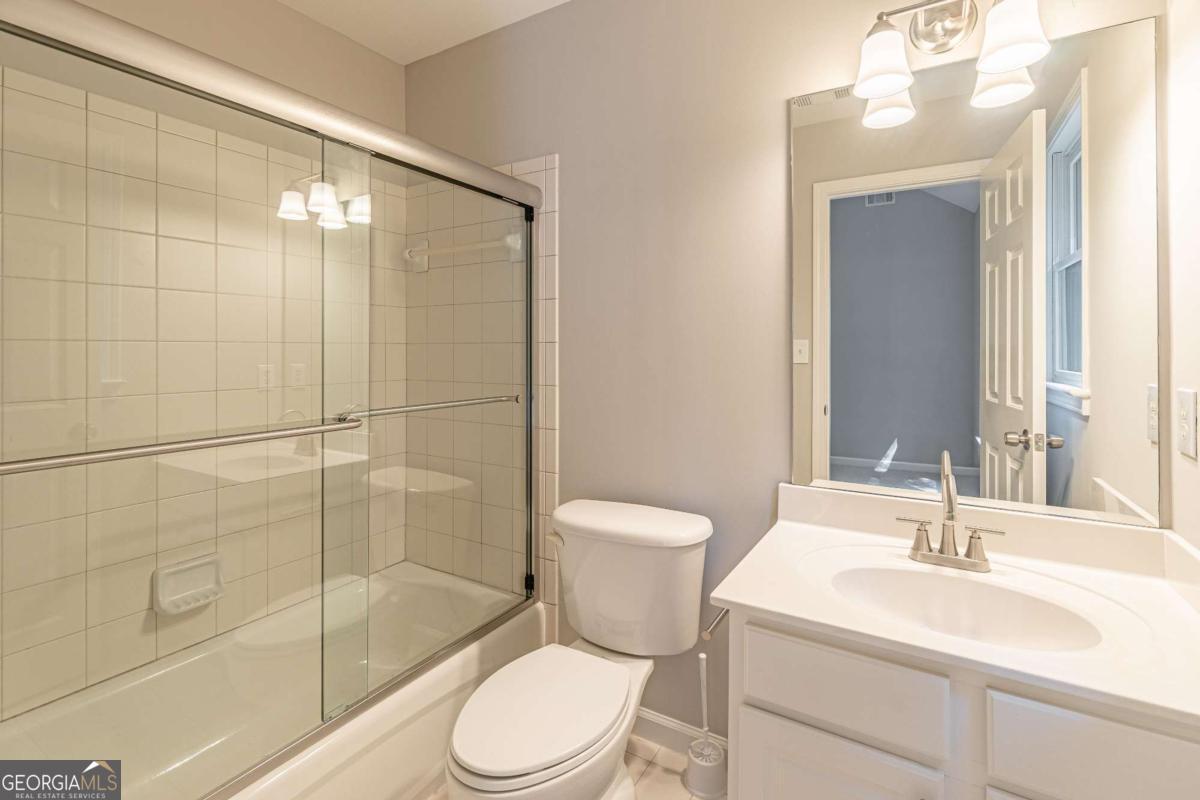 3763 Terrace Hedge Court Property Photo 25