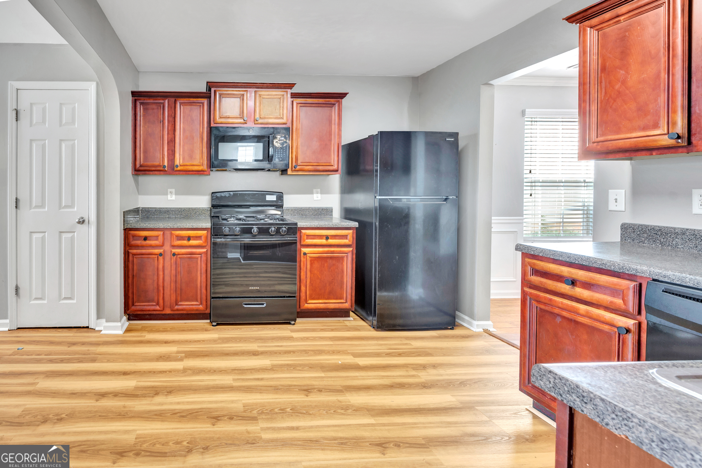 2416 Cornell Circle Property Photo 16