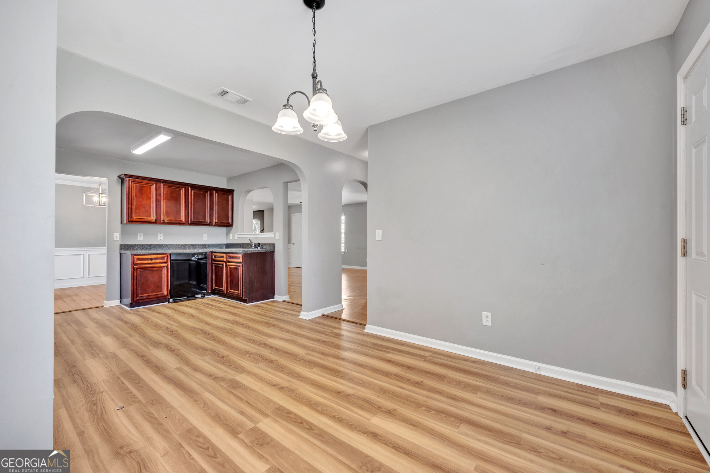2416 Cornell Circle Property Photo 19