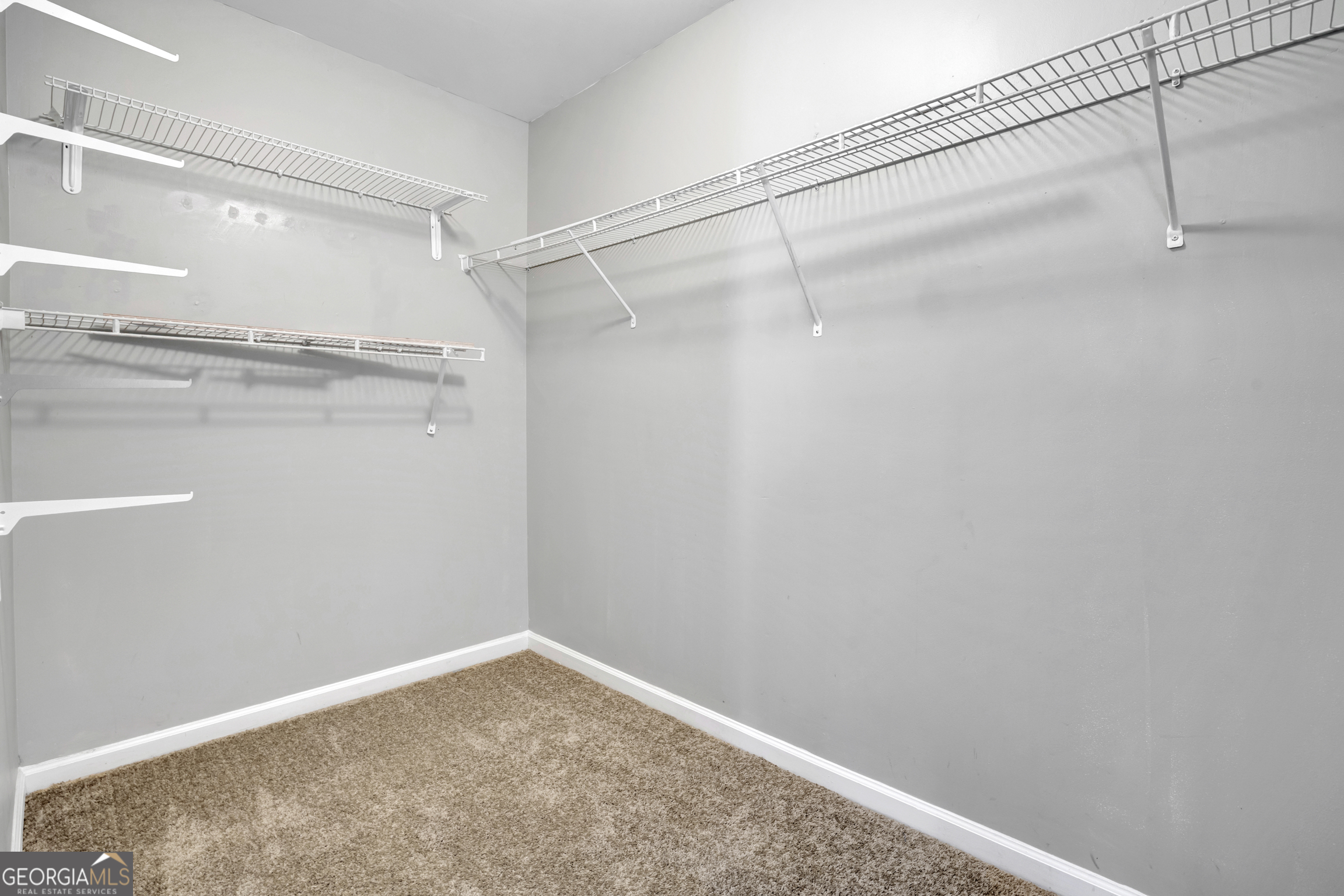2416 Cornell Circle Property Photo 30