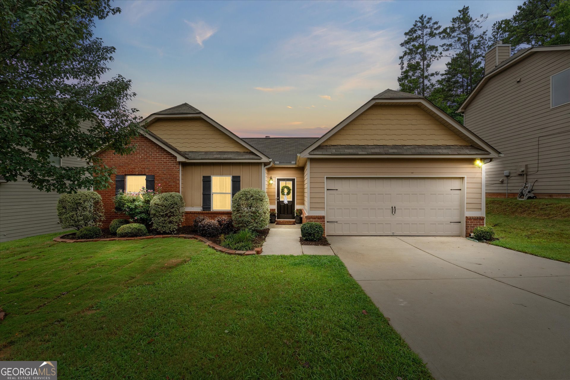 2559 Grayton Loop Property Photo 2