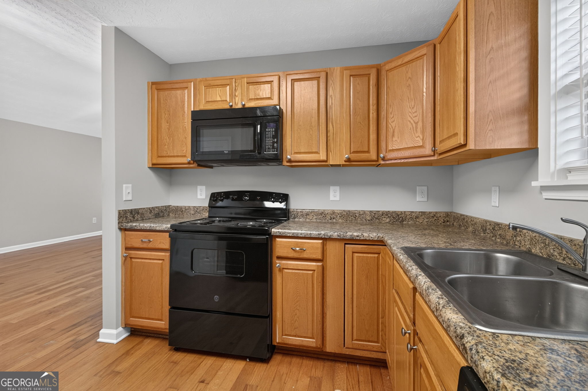 253 Chardonnay Trace Property Photo 15