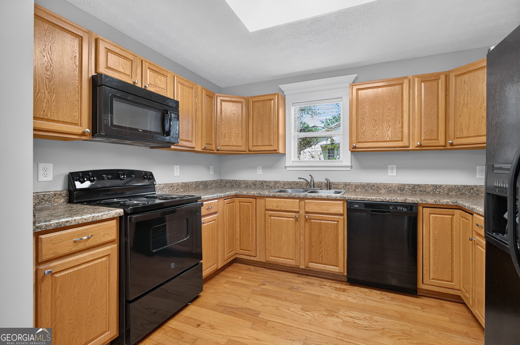 253 Chardonnay Trace Property Photo 16
