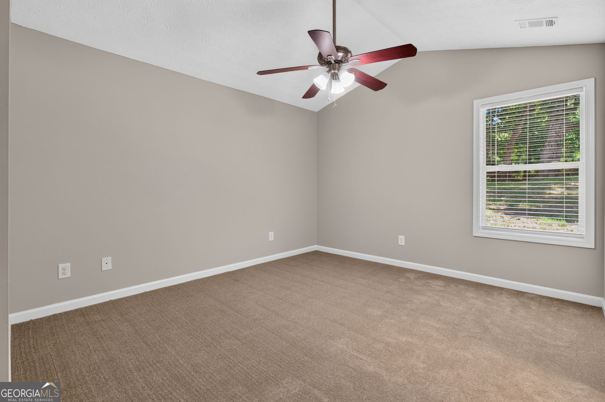 253 Chardonnay Trace Property Photo 25
