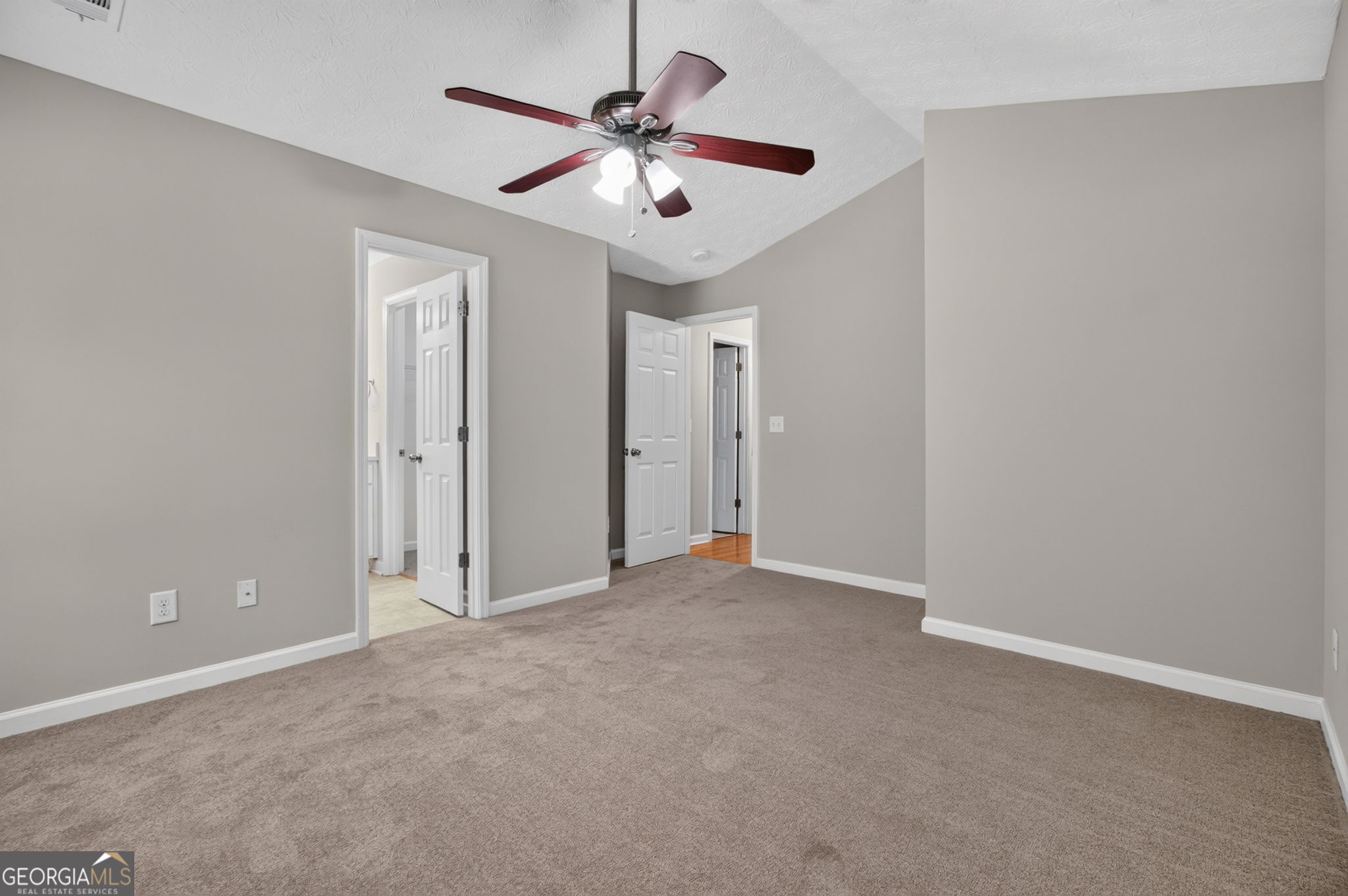 253 Chardonnay Trace Property Photo 26